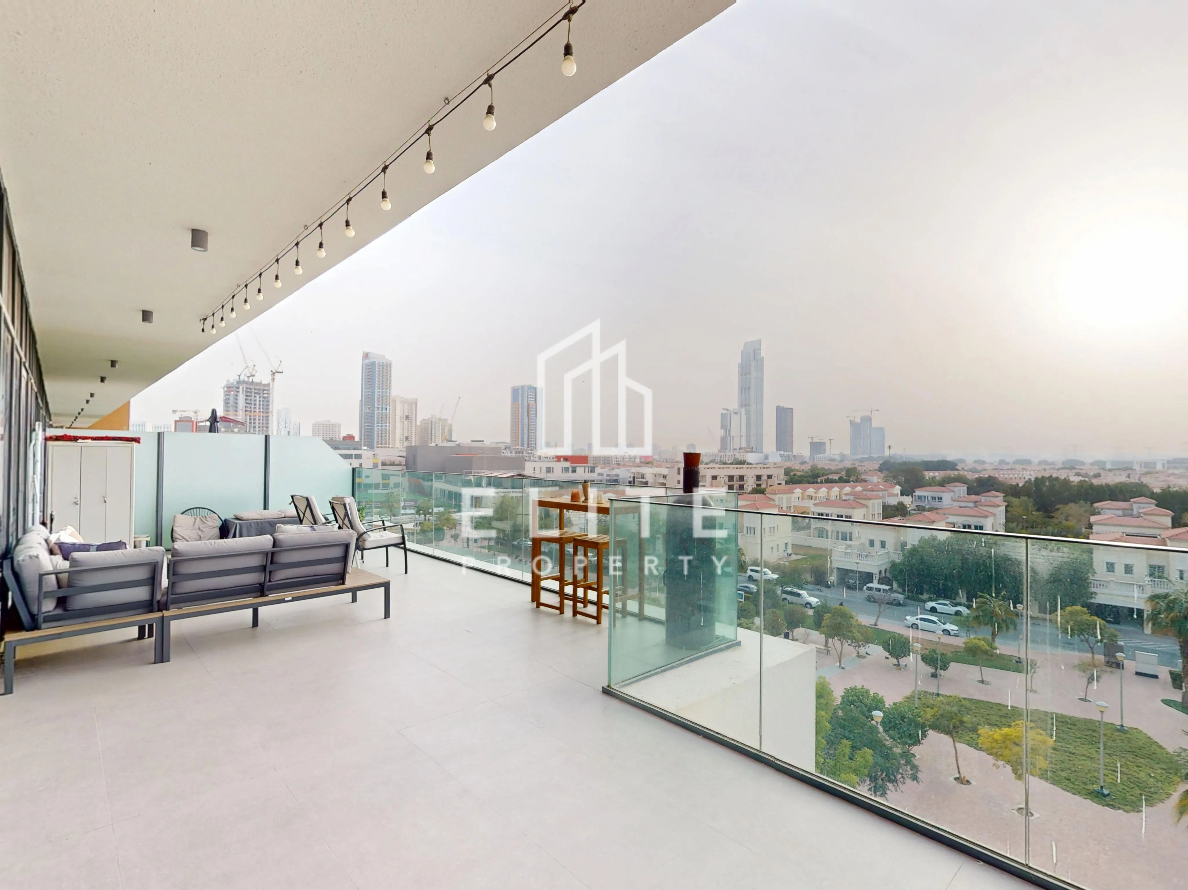 FAIRMONT RESIDENCES