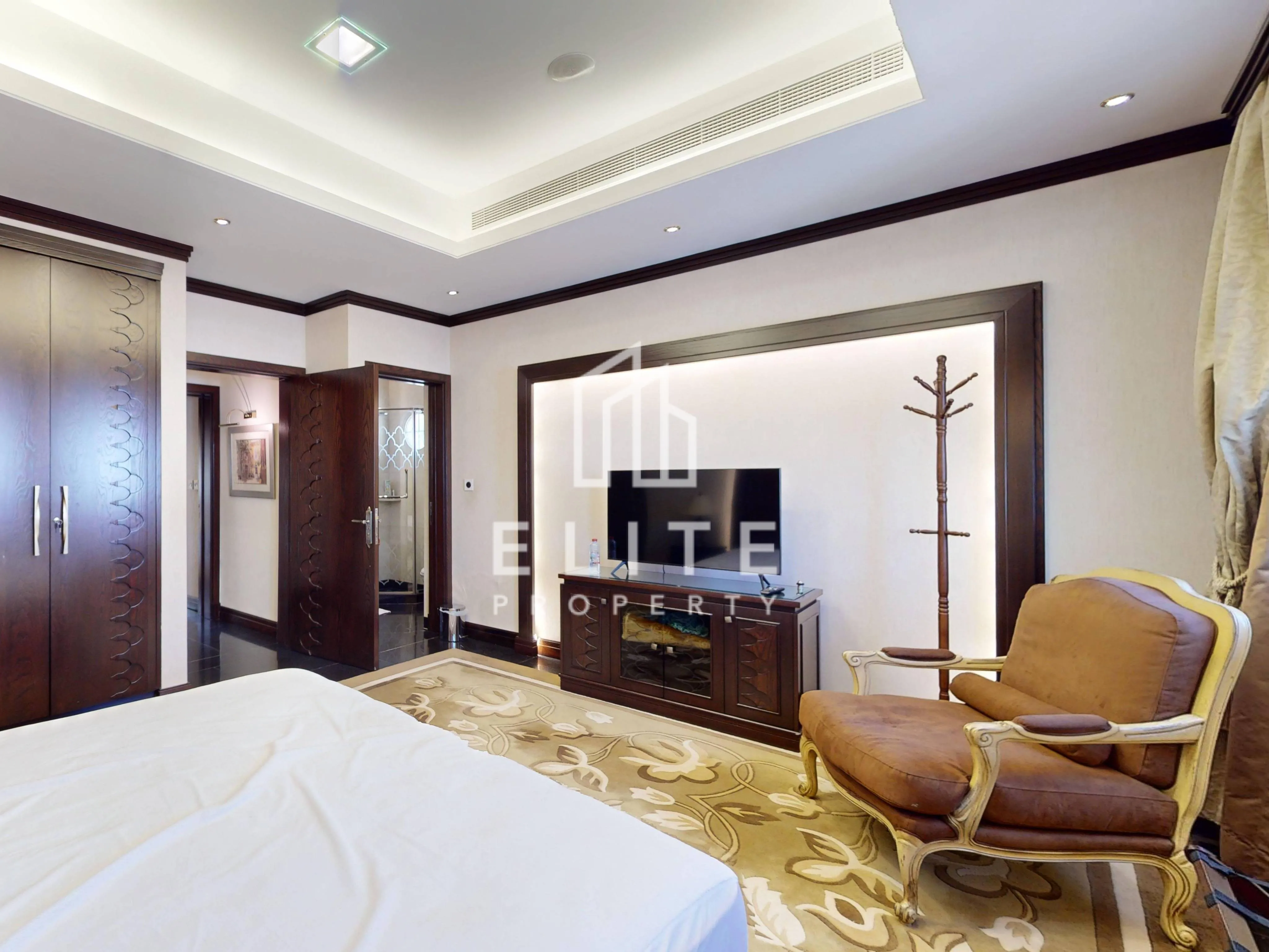 FAIRMONT RESIDENCES