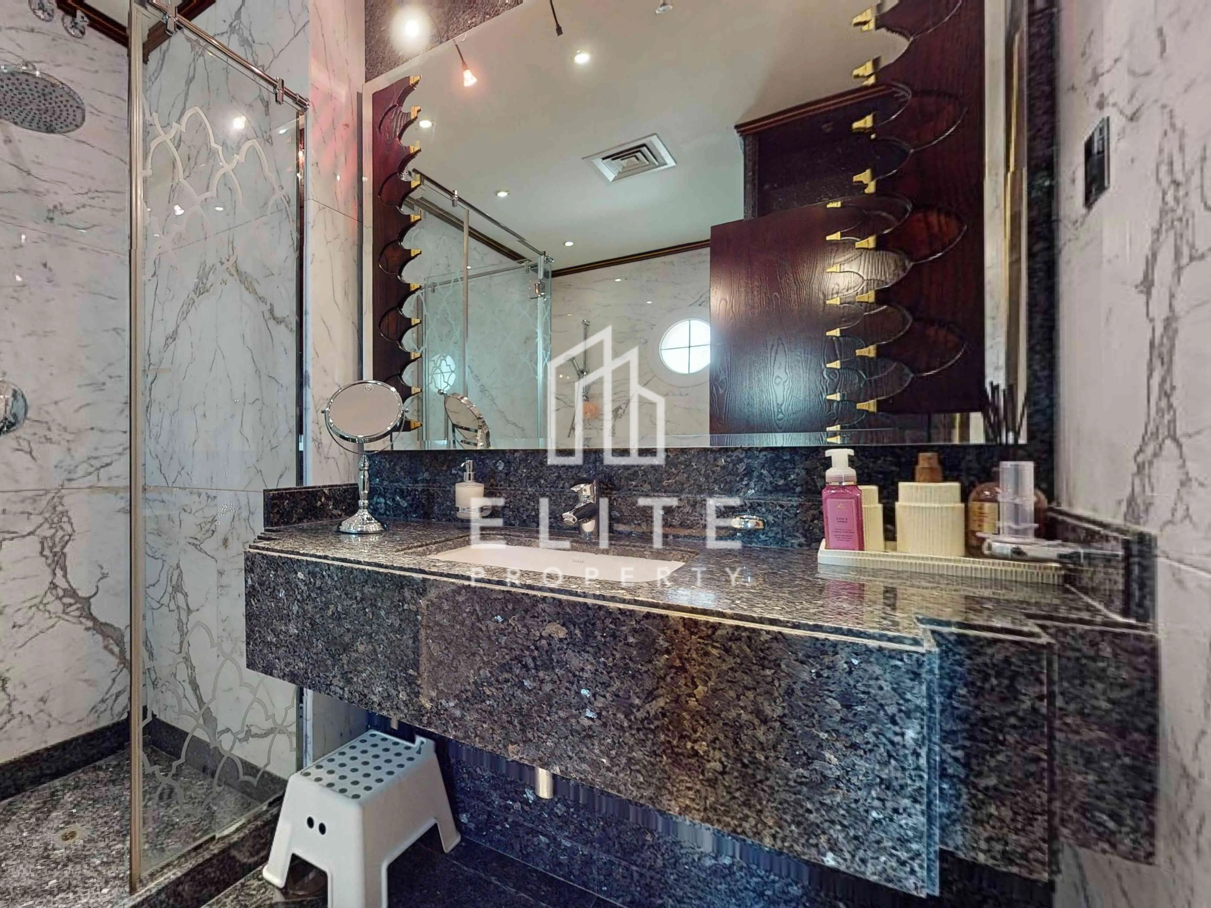 FAIRMONT RESIDENCES