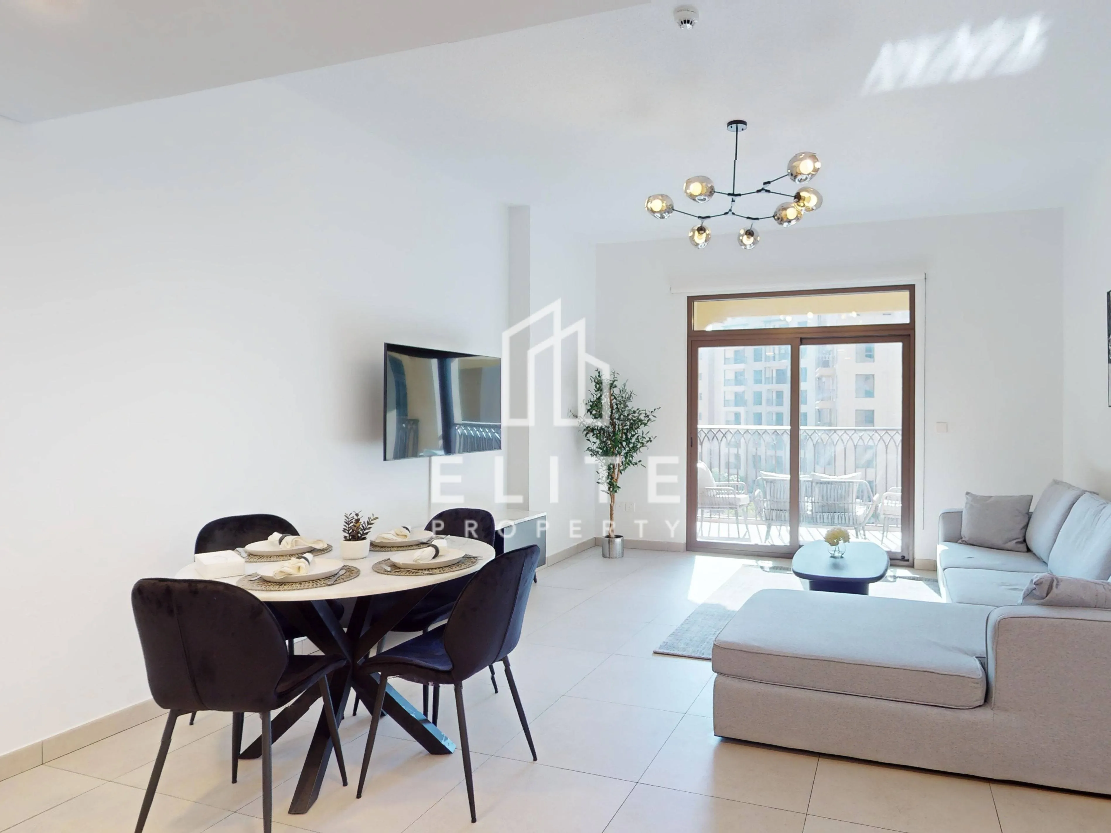 FAIRMONT RESIDENCES