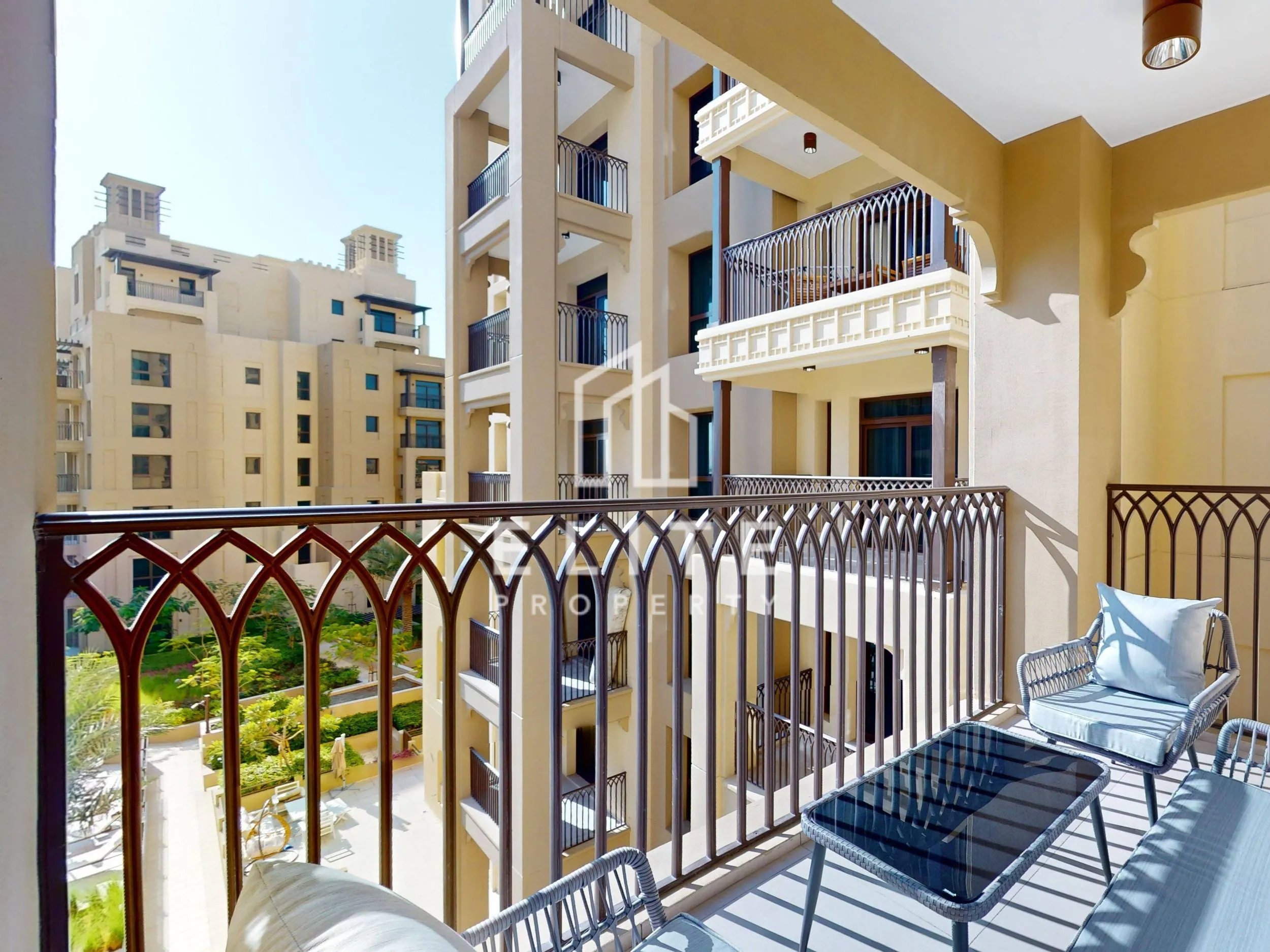 FAIRMONT RESIDENCES