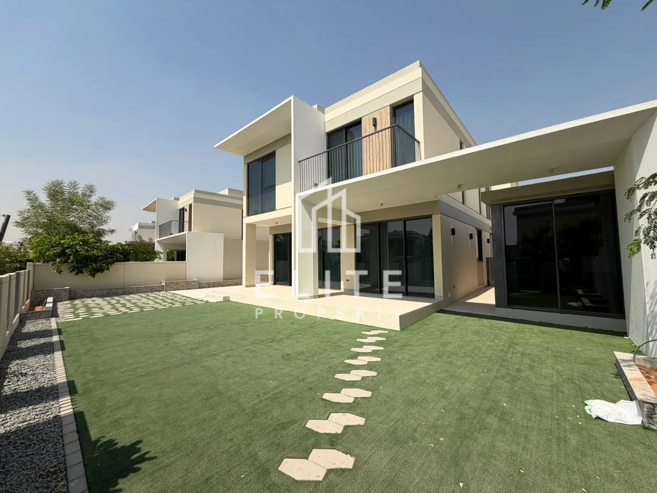 Internal | Landscaped | Upgraded | Harmony 3