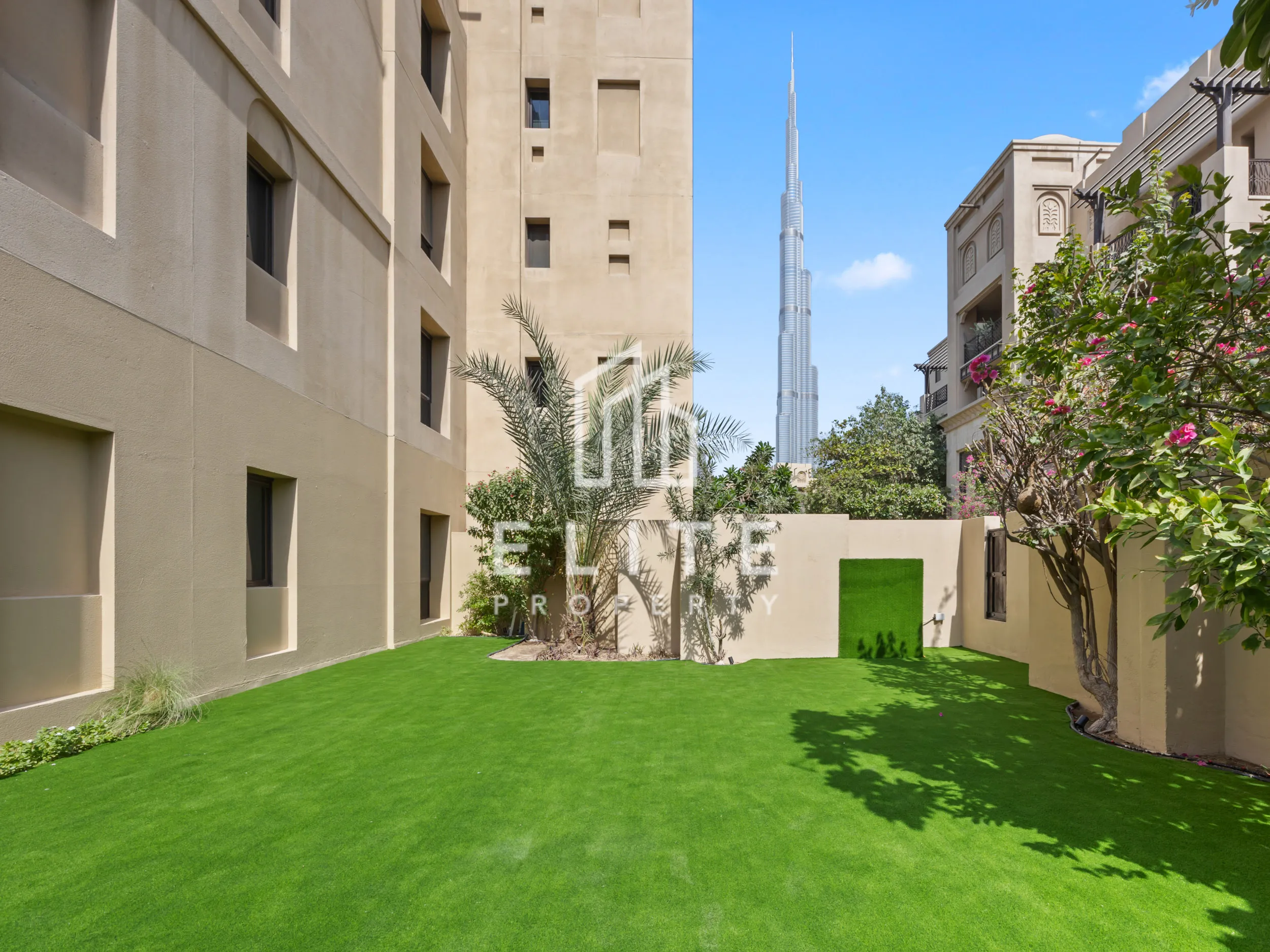 Total 3,032 sqft | Huge Garden | Burj Khalifa View