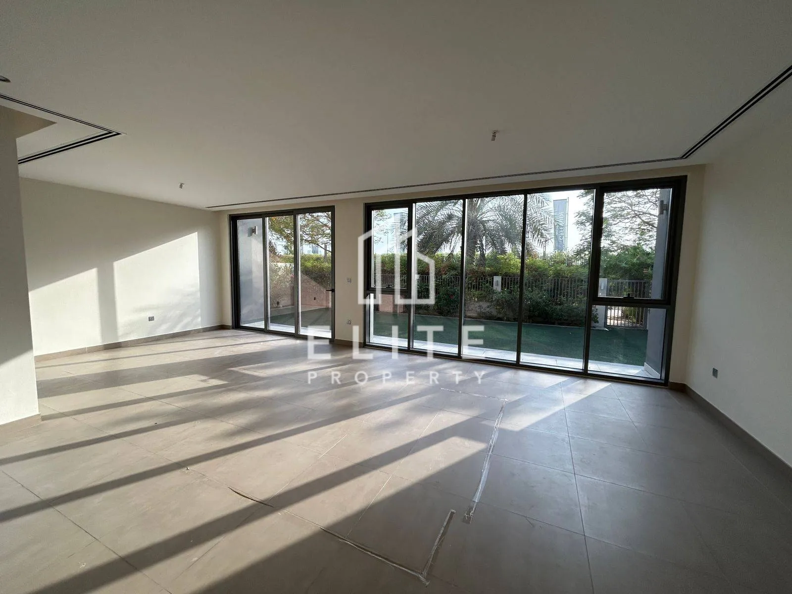 FAIRMONT RESIDENCES