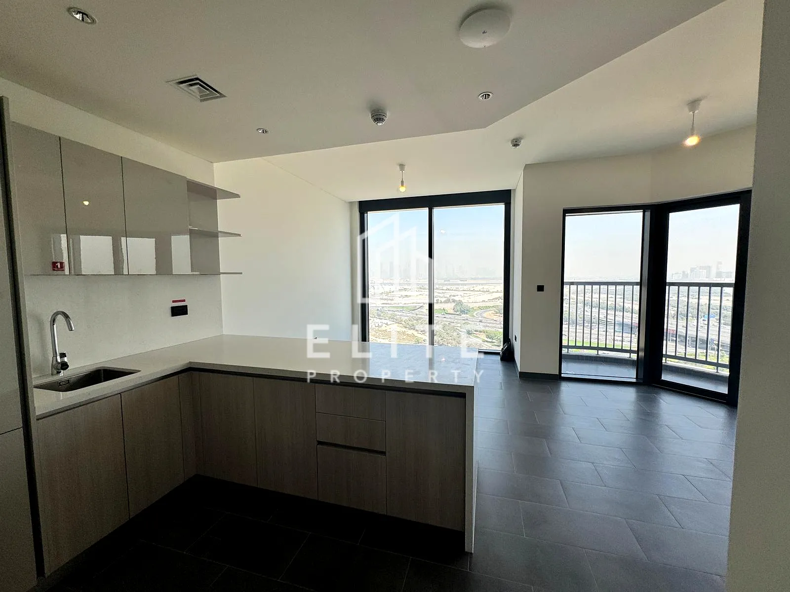 Burj View | Furnished or Unfurnished | High Floor