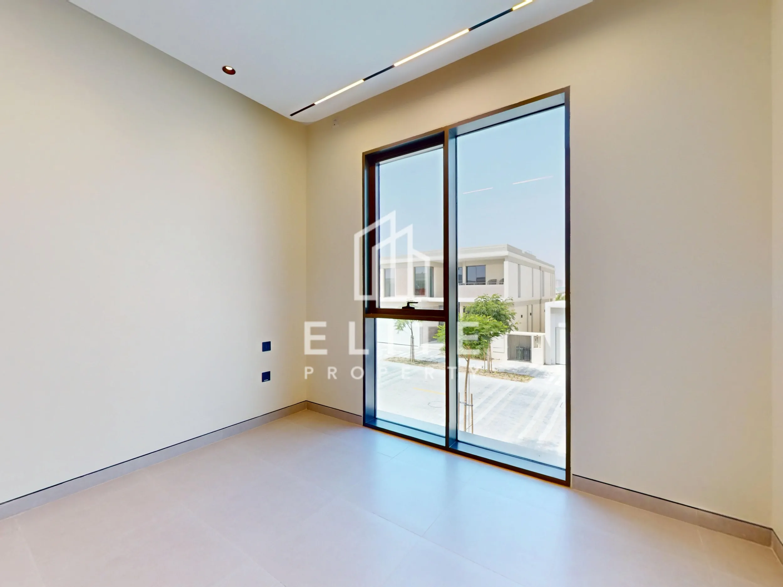 FAIRMONT RESIDENCES