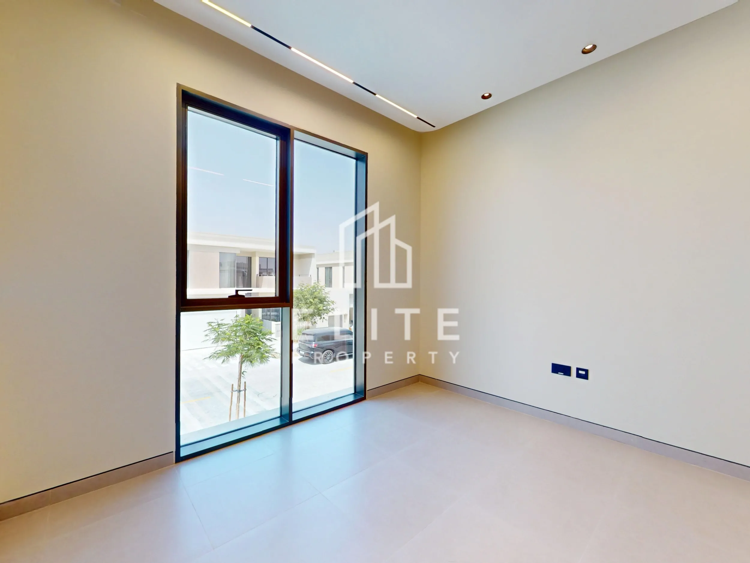FAIRMONT RESIDENCES
