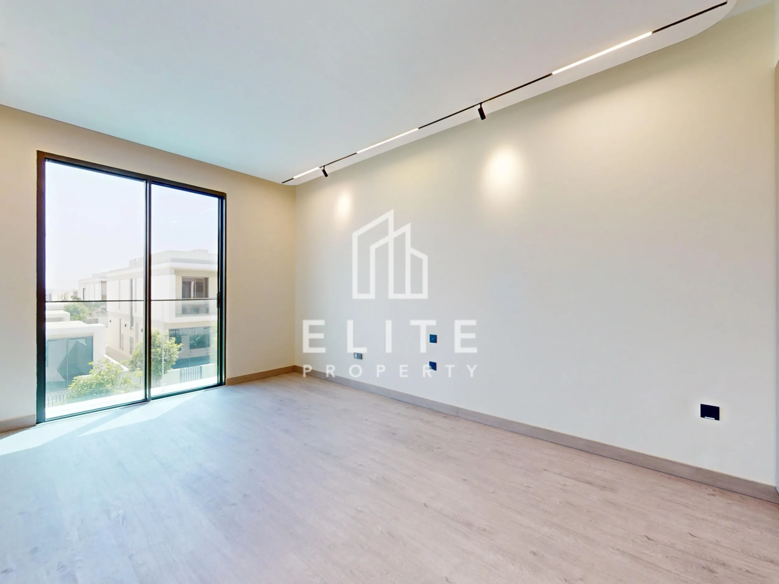 FAIRMONT RESIDENCES