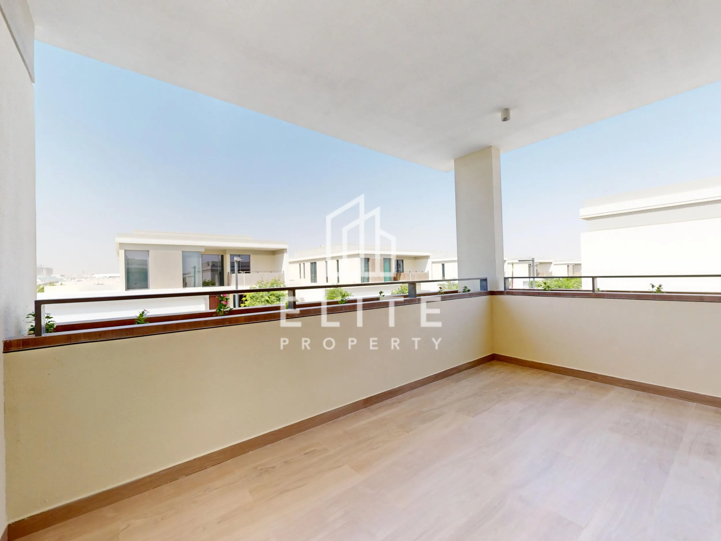 FAIRMONT RESIDENCES