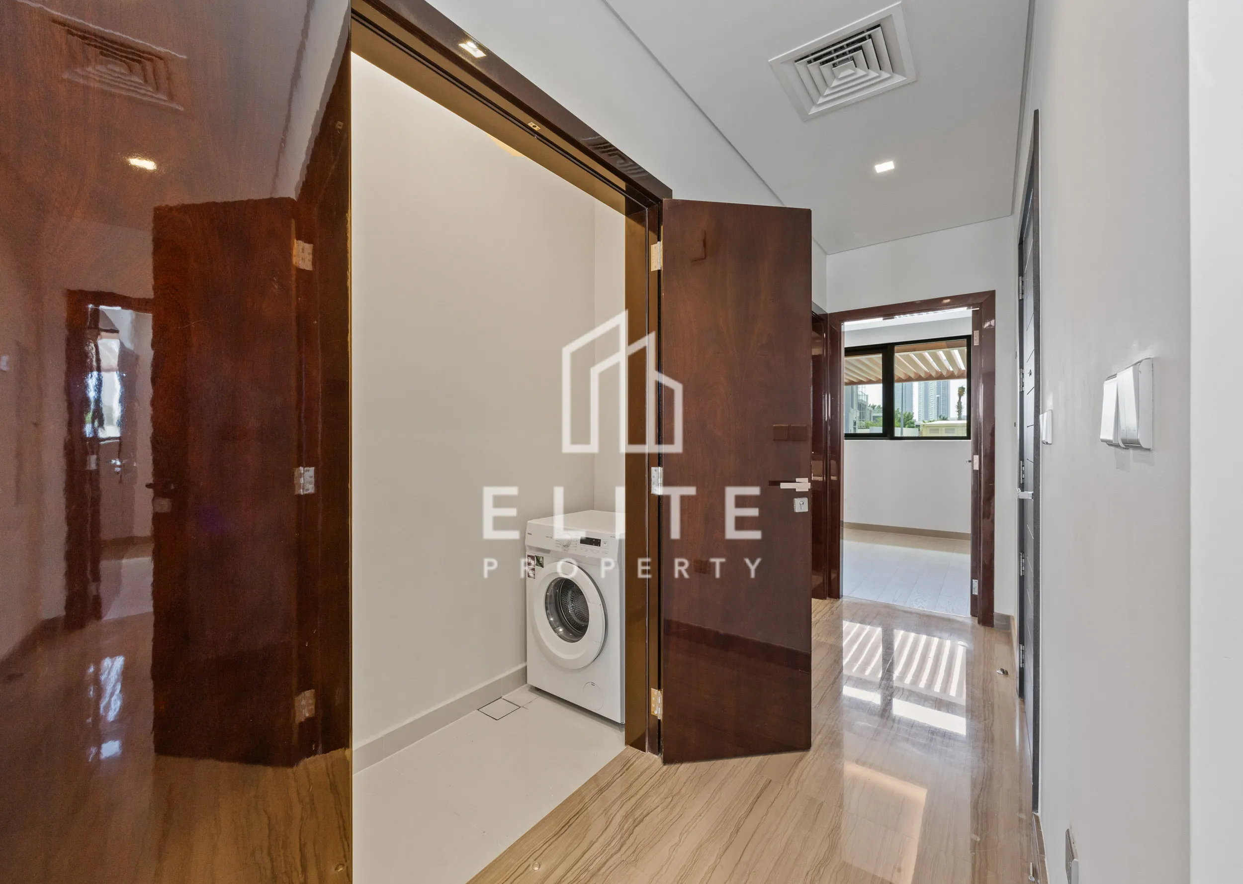 FAIRMONT RESIDENCES
