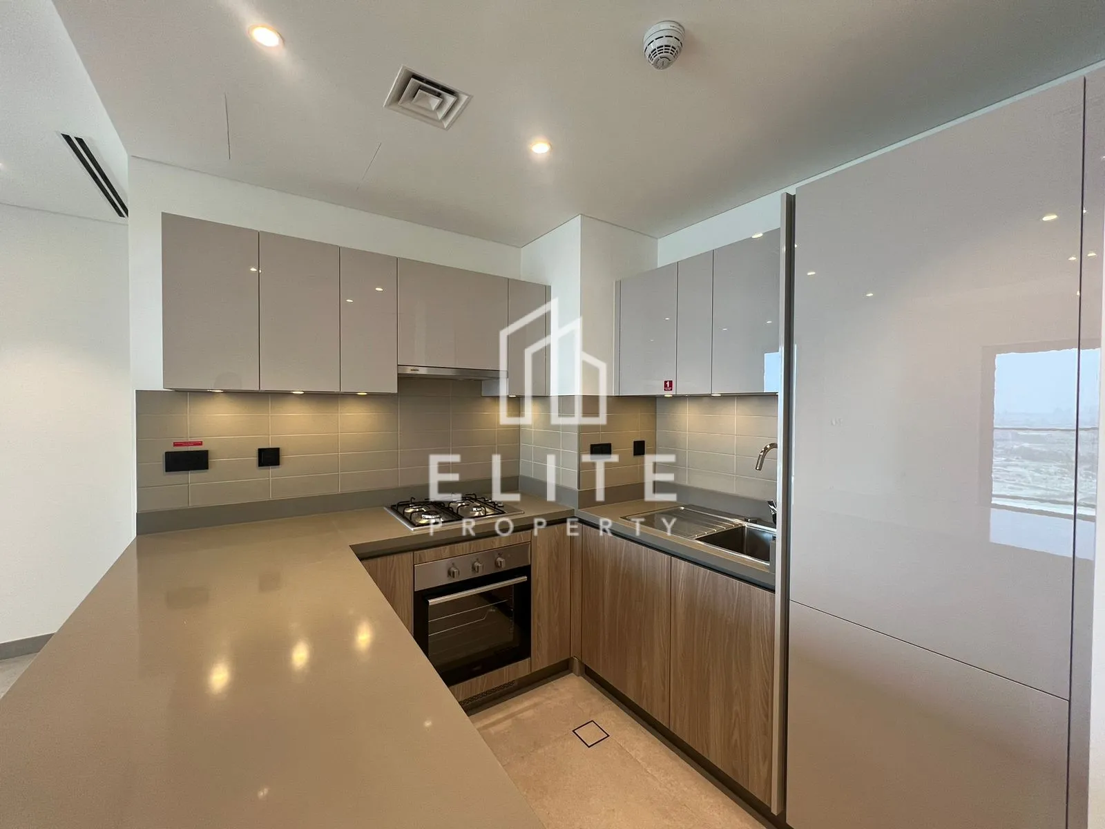 FAIRMONT RESIDENCES