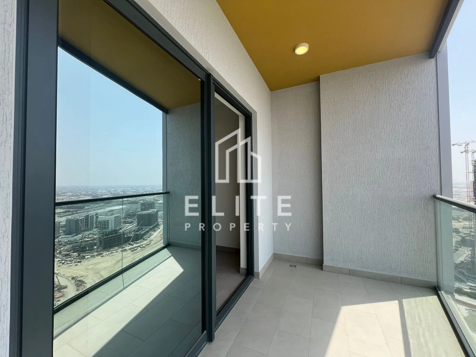 FAIRMONT RESIDENCES