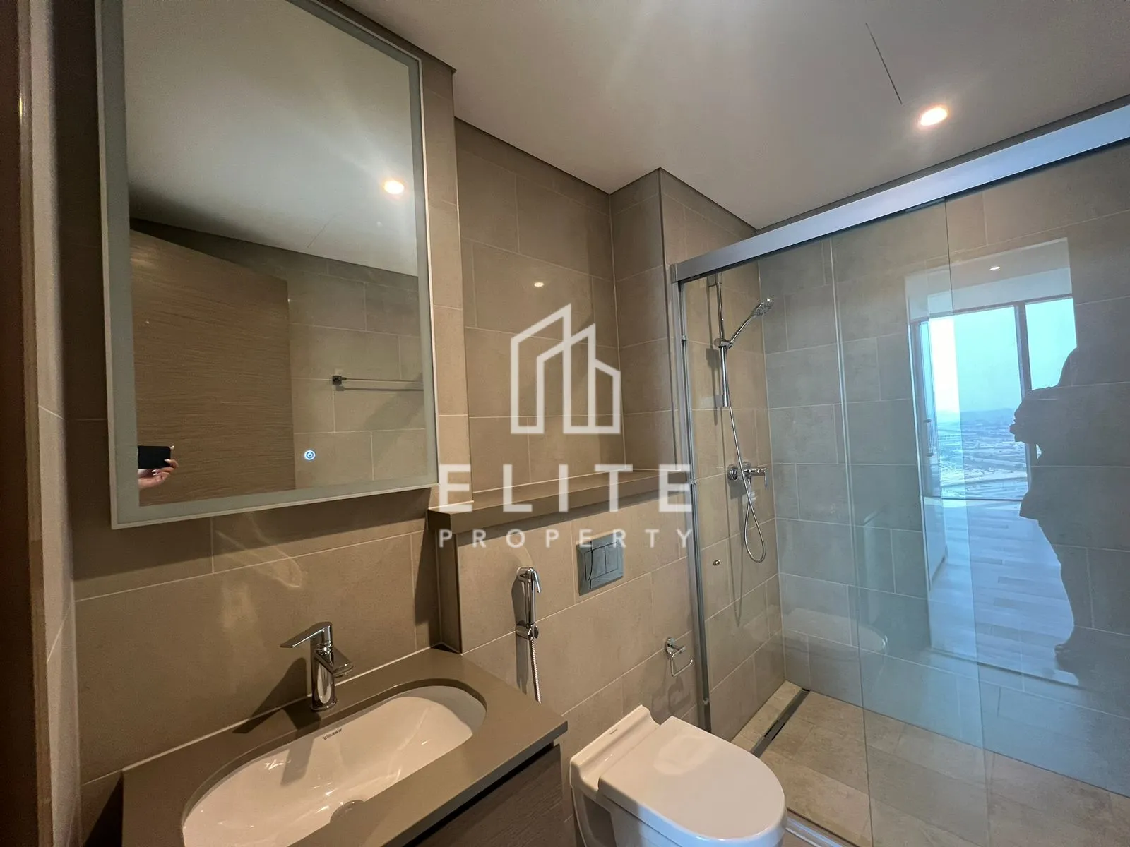 FAIRMONT RESIDENCES