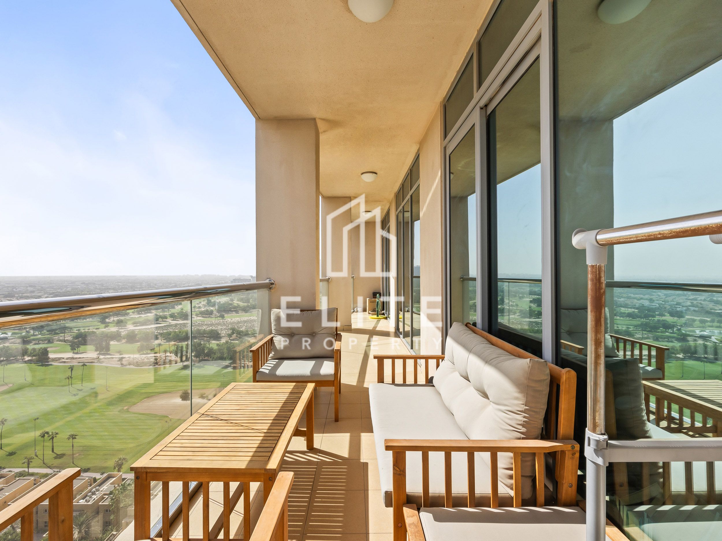 GOLF VIEW | FULLY UPGRADED | VACANT SOON