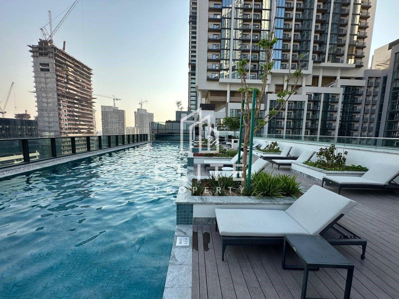 MOVE-IN NOW | SKYLINE VIEWS | BRIGHT LAYOUT