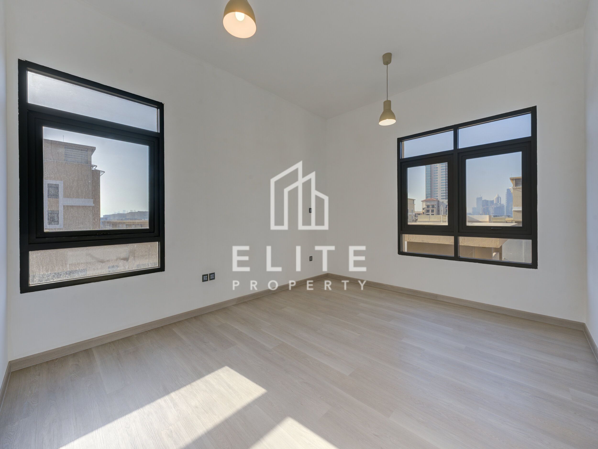 Premium | Large Layout | Pool View