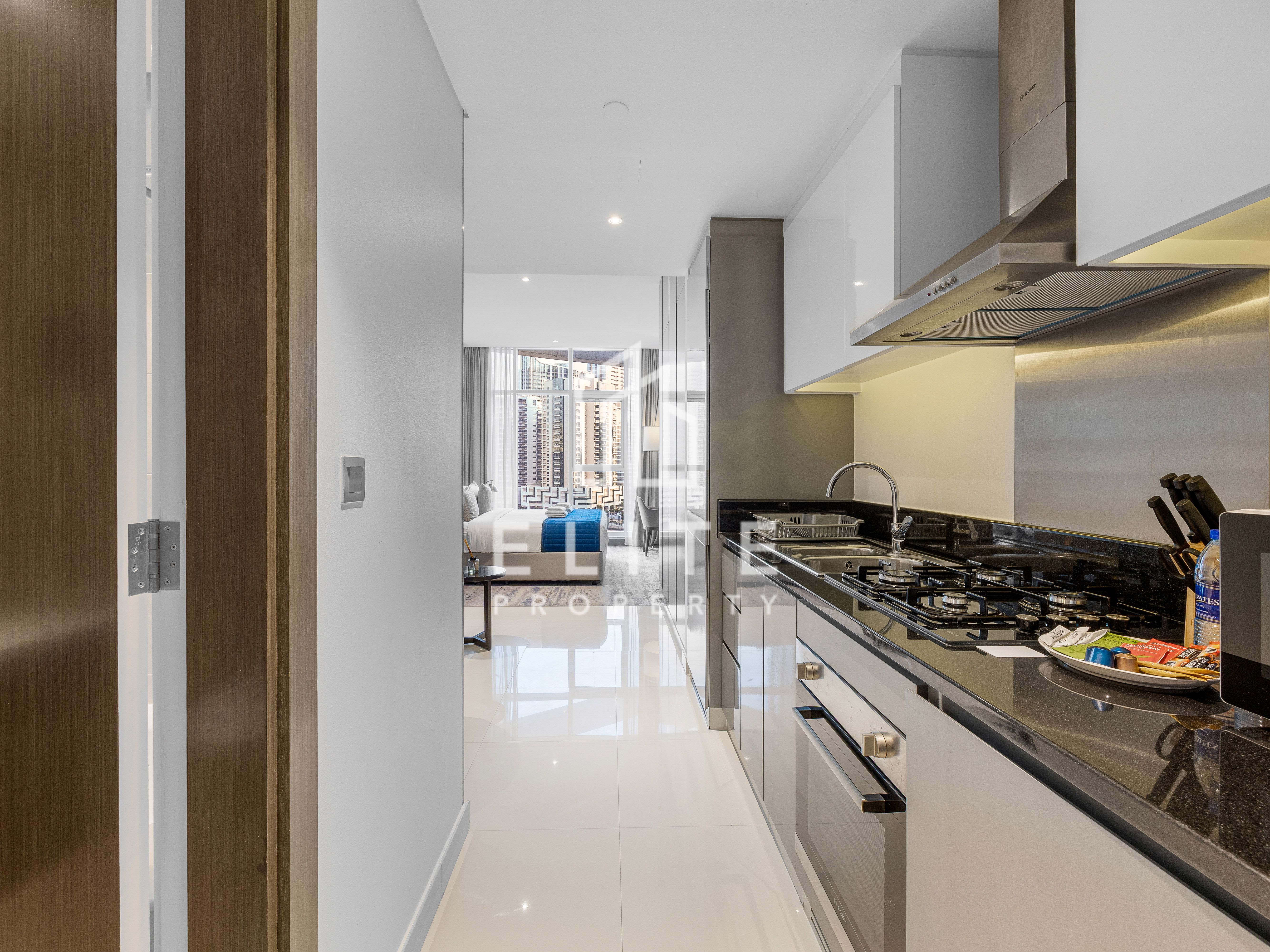 Maison Prive Canal View  Studio