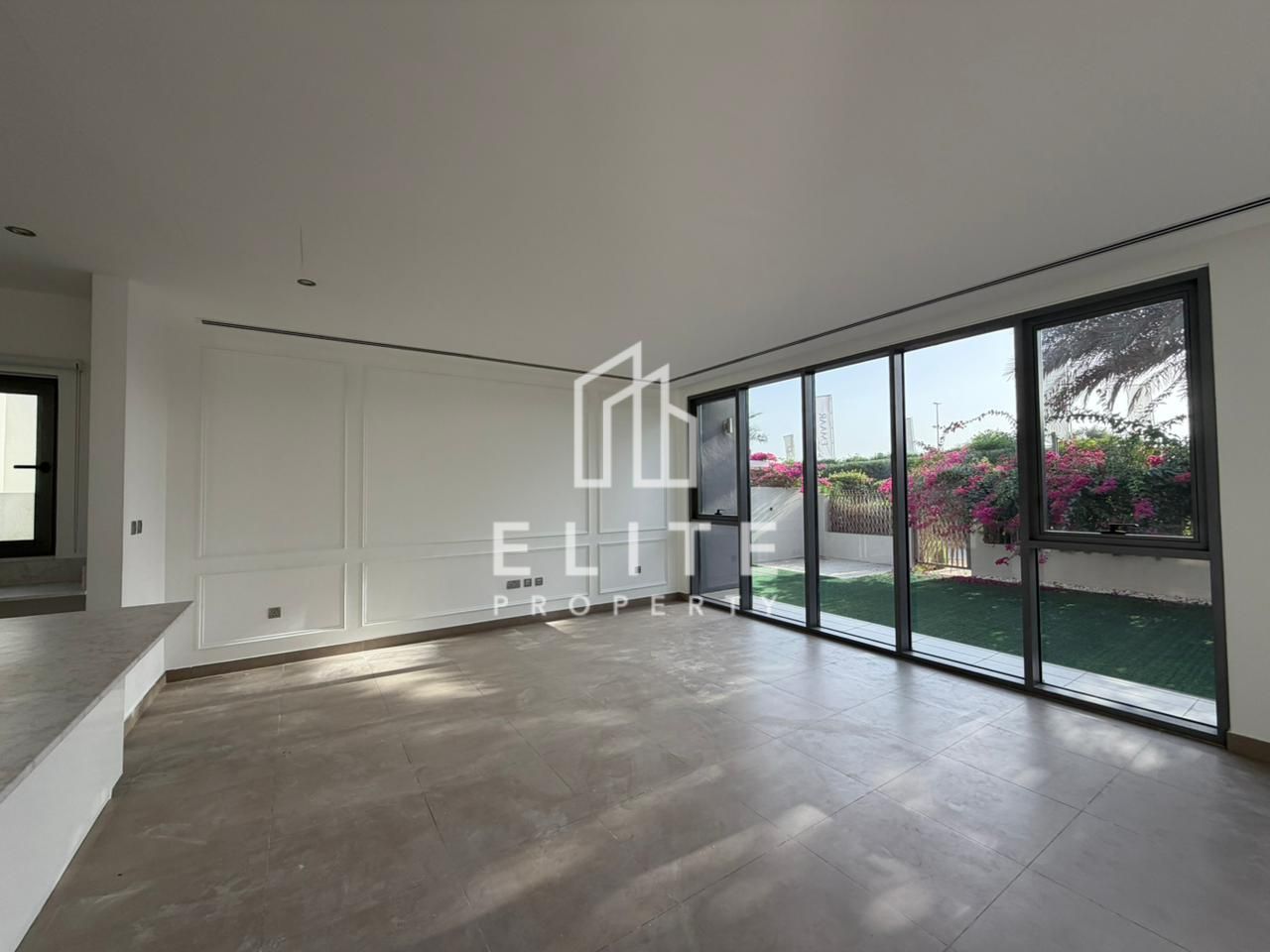 Single Row | Greenbelt | Close to Pool and Park