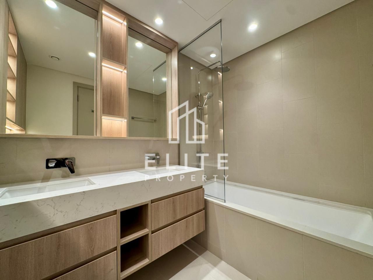HIGH FLOOR, BRAND NEW, AMAZING AMENITIES, VIEW NOW