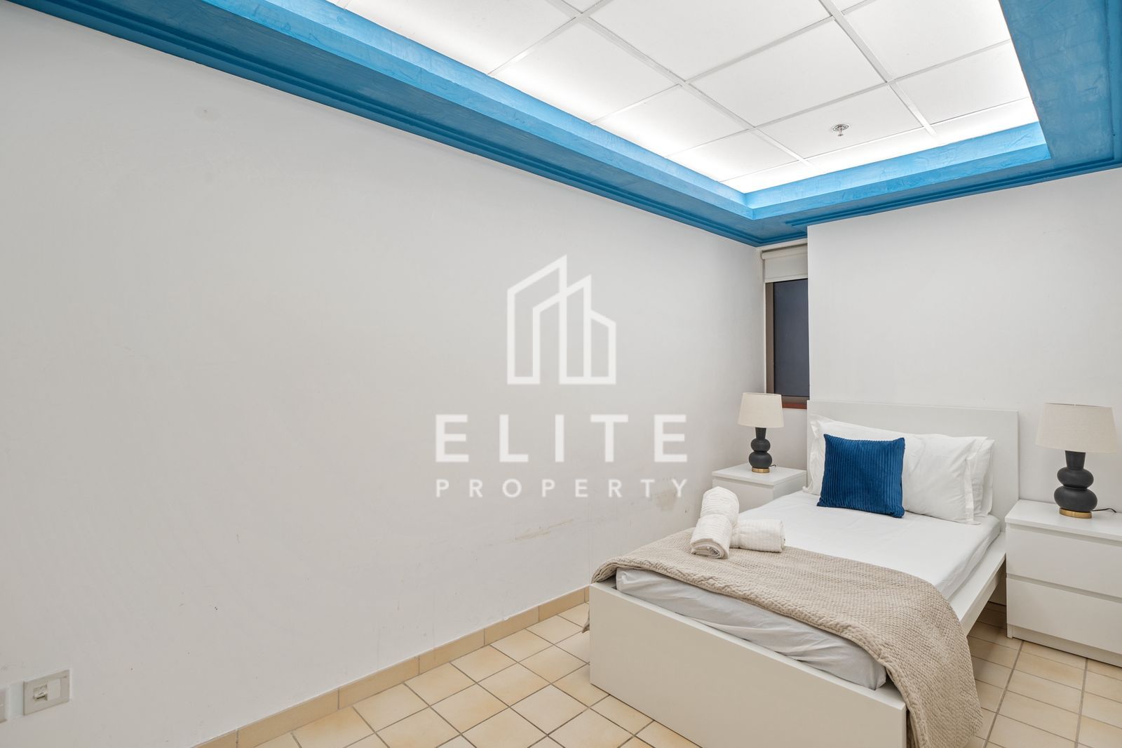 Panoramic Sea Views | Vacant | Well Maintained
