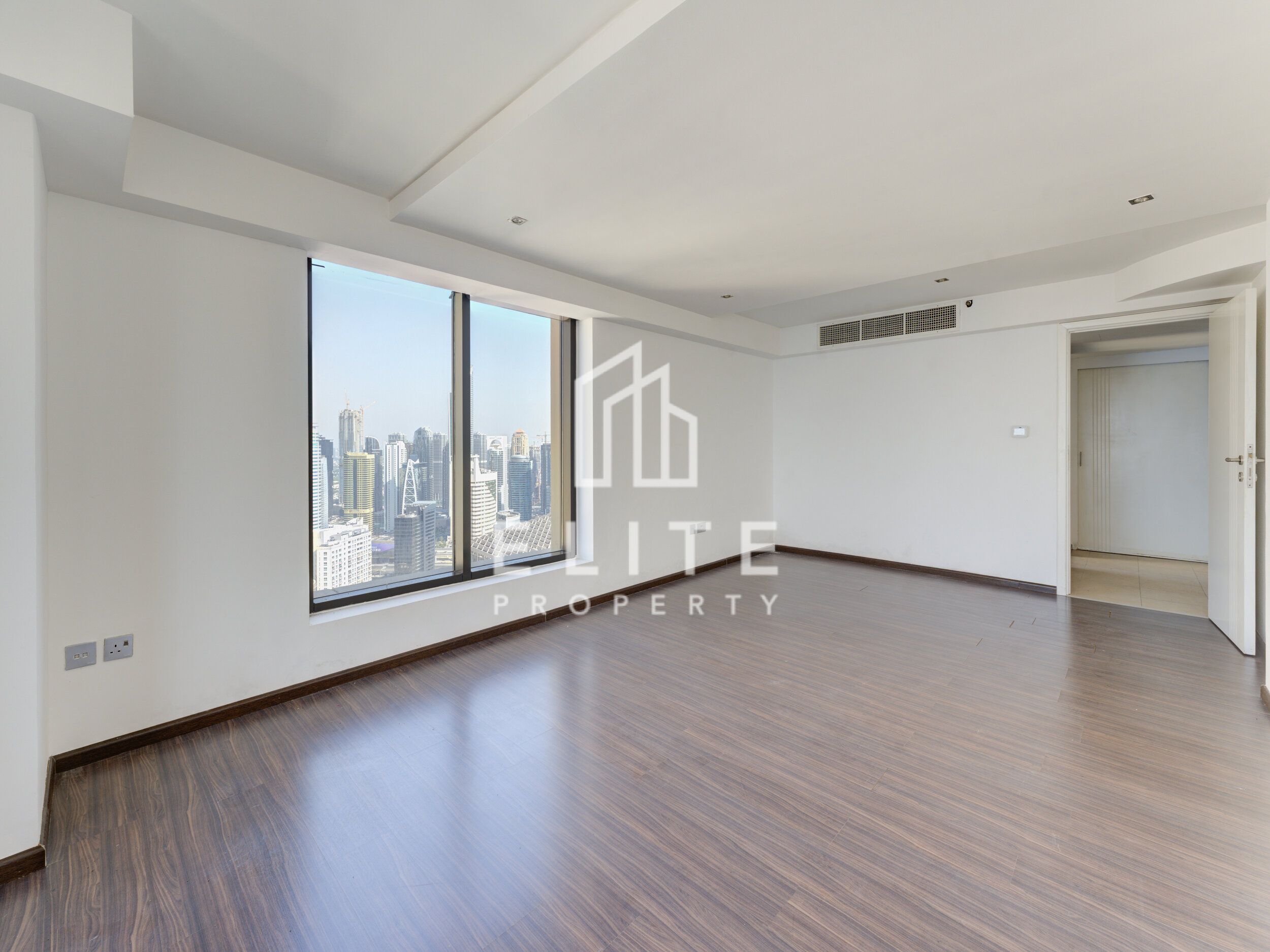 Panoramic Sea Views | Duplex | Highest Floor