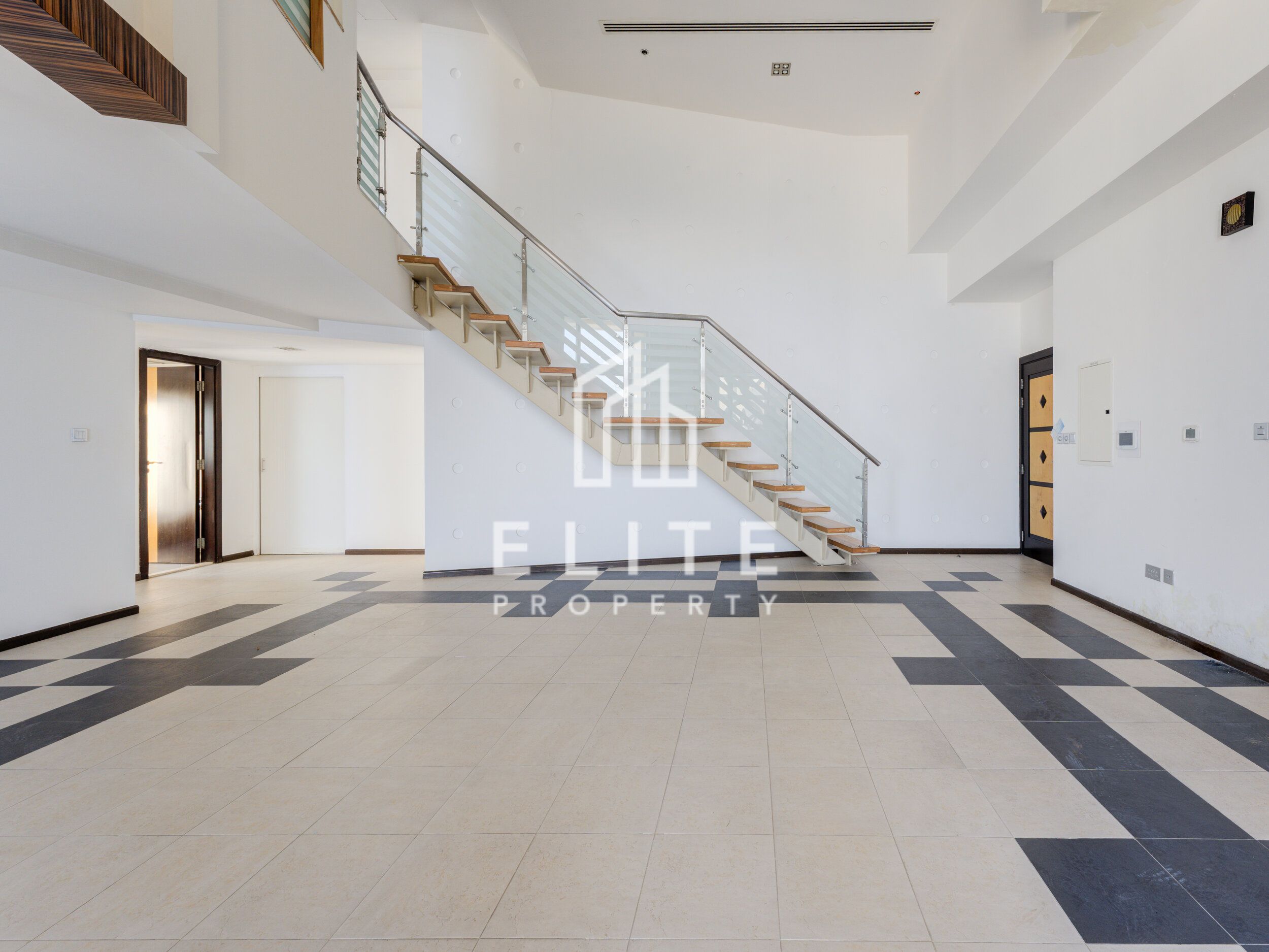 Panoramic Sea Views | Duplex | Highest Floor