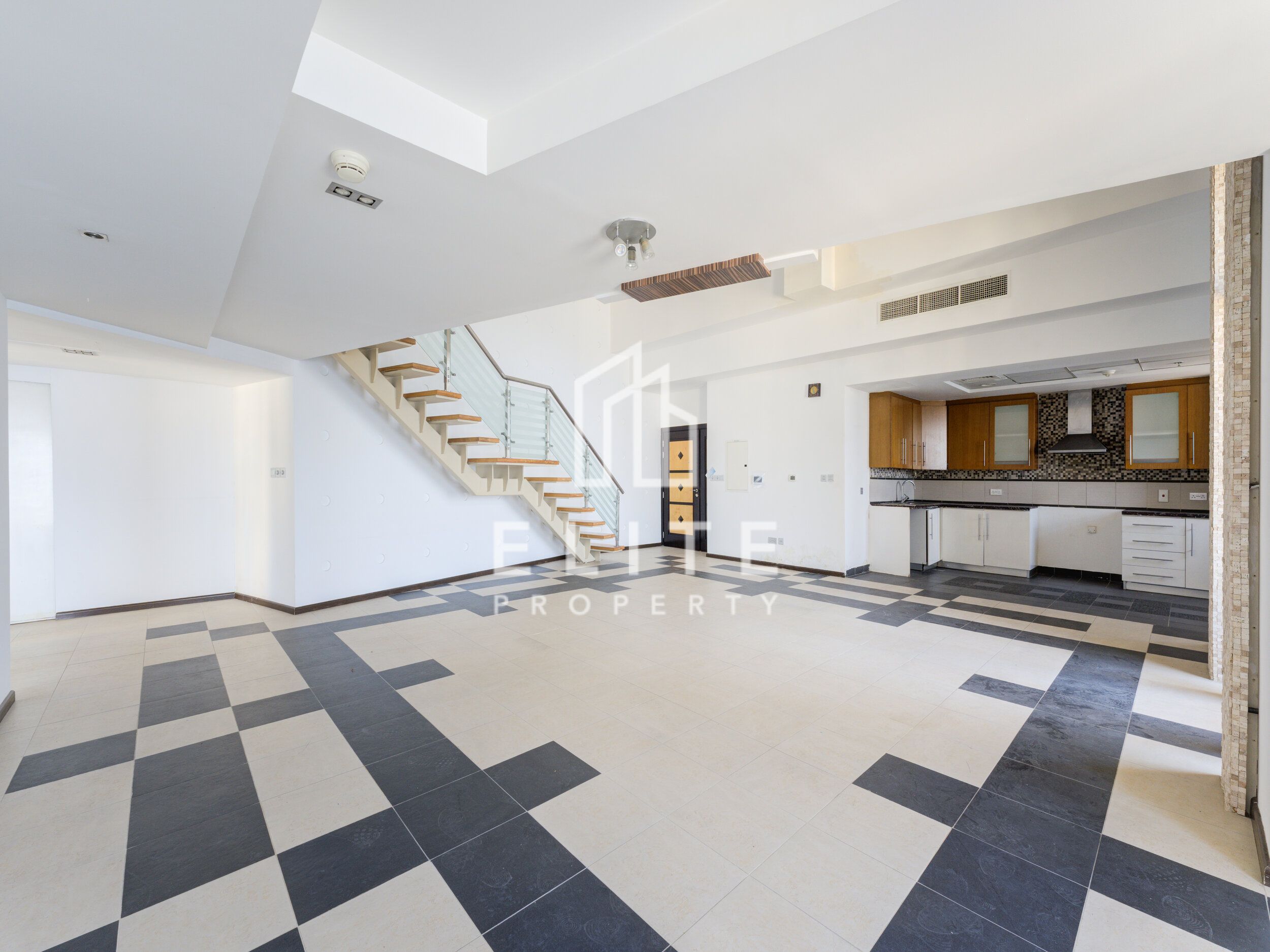 Panoramic Sea Views | Duplex | Highest Floor