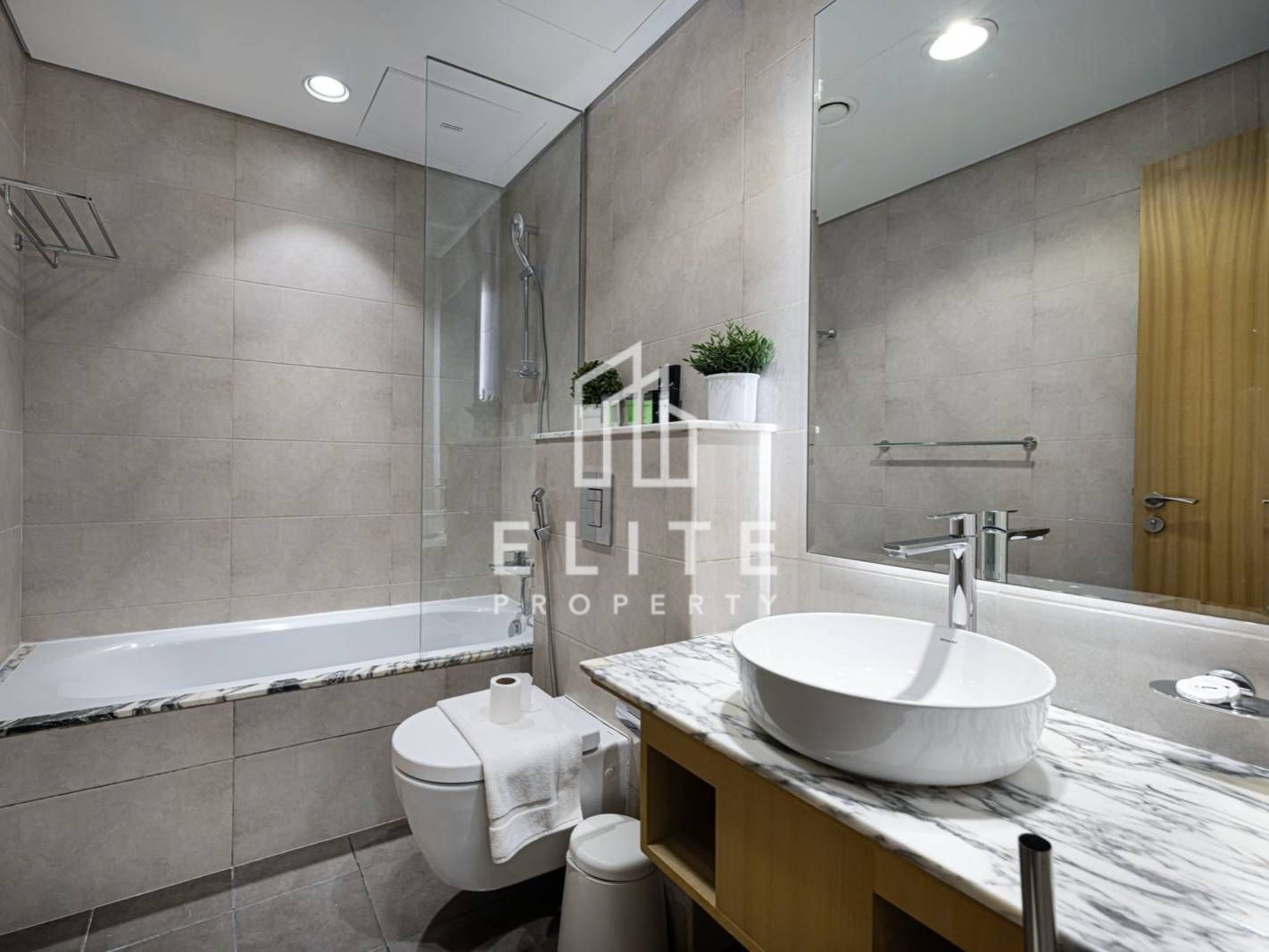 High Floor 2BHK | Infinity Pool and Burj Views