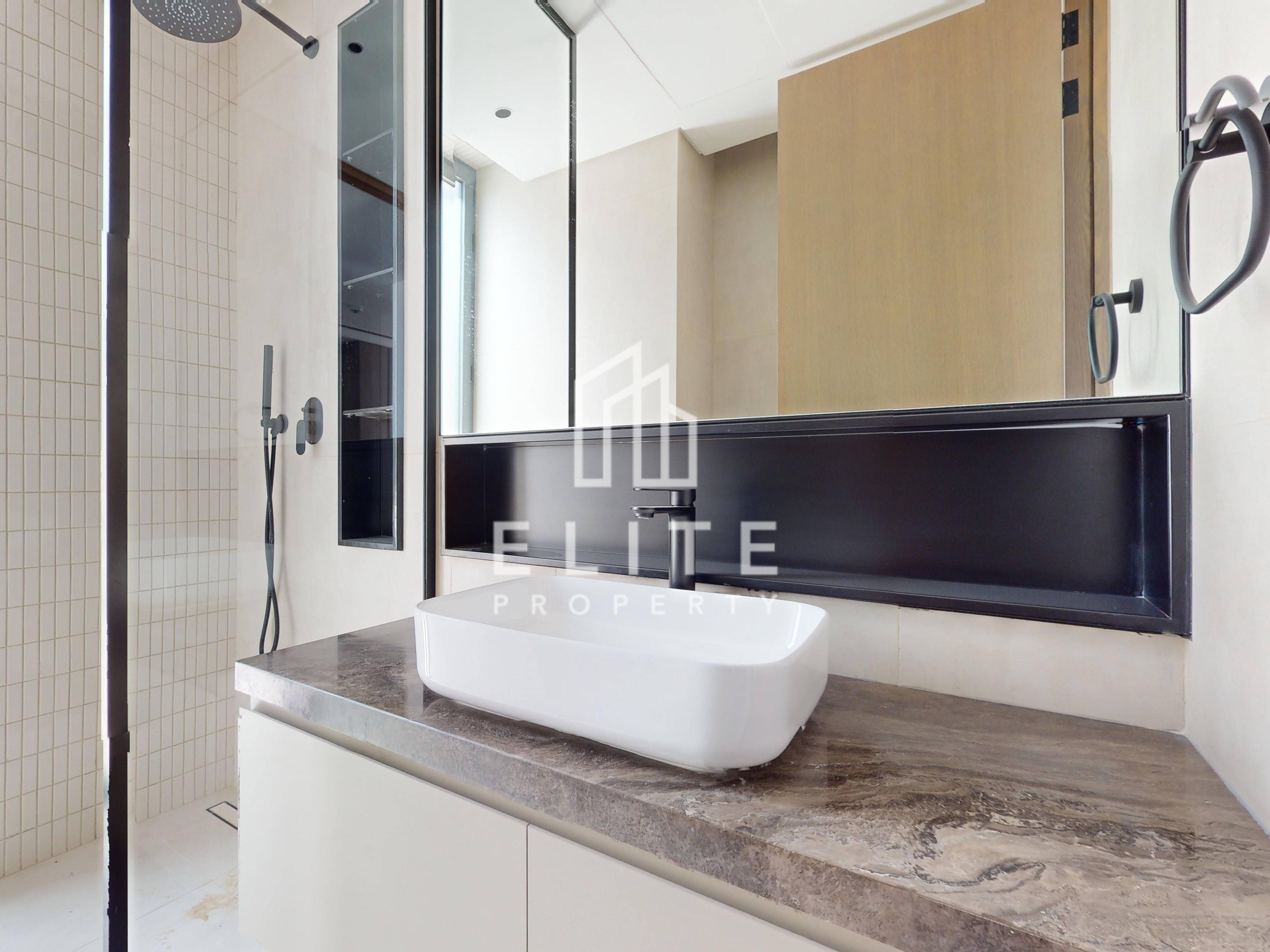 Single Row | Closed Kitchen | Extended Layout