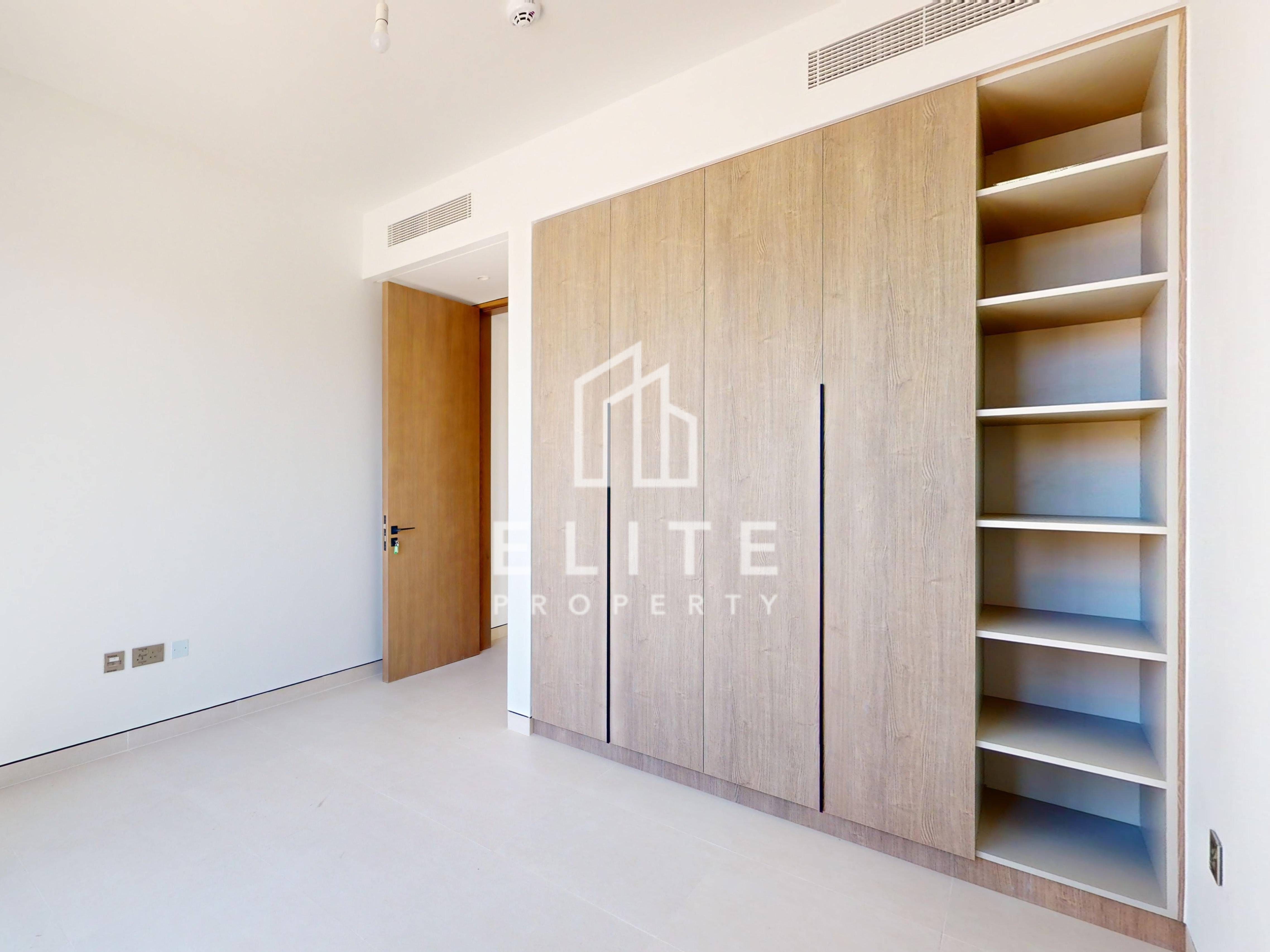 Single Row | Closed Kitchen | Extended Layout