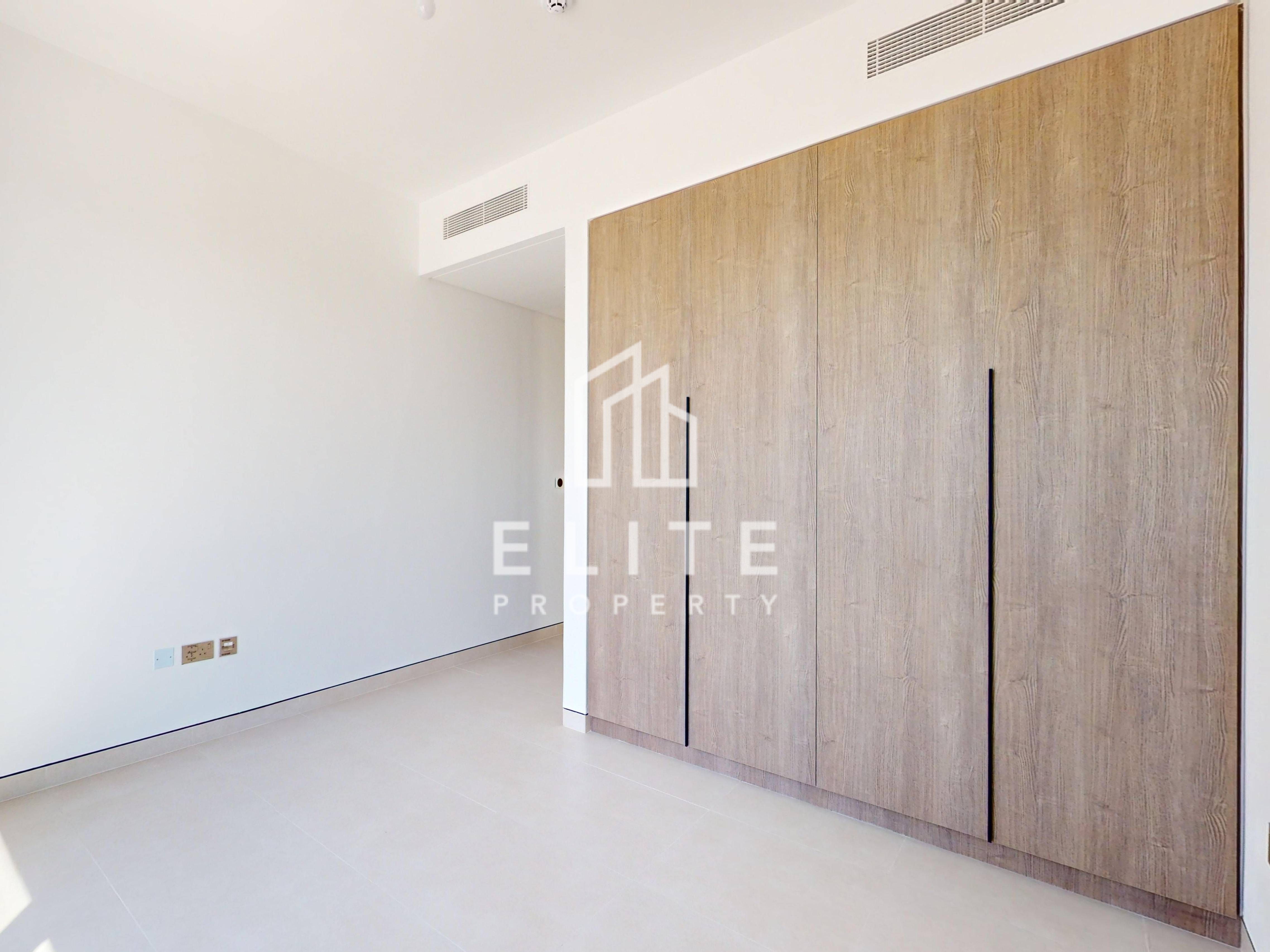 Single Row | Closed Kitchen | Extended Layout