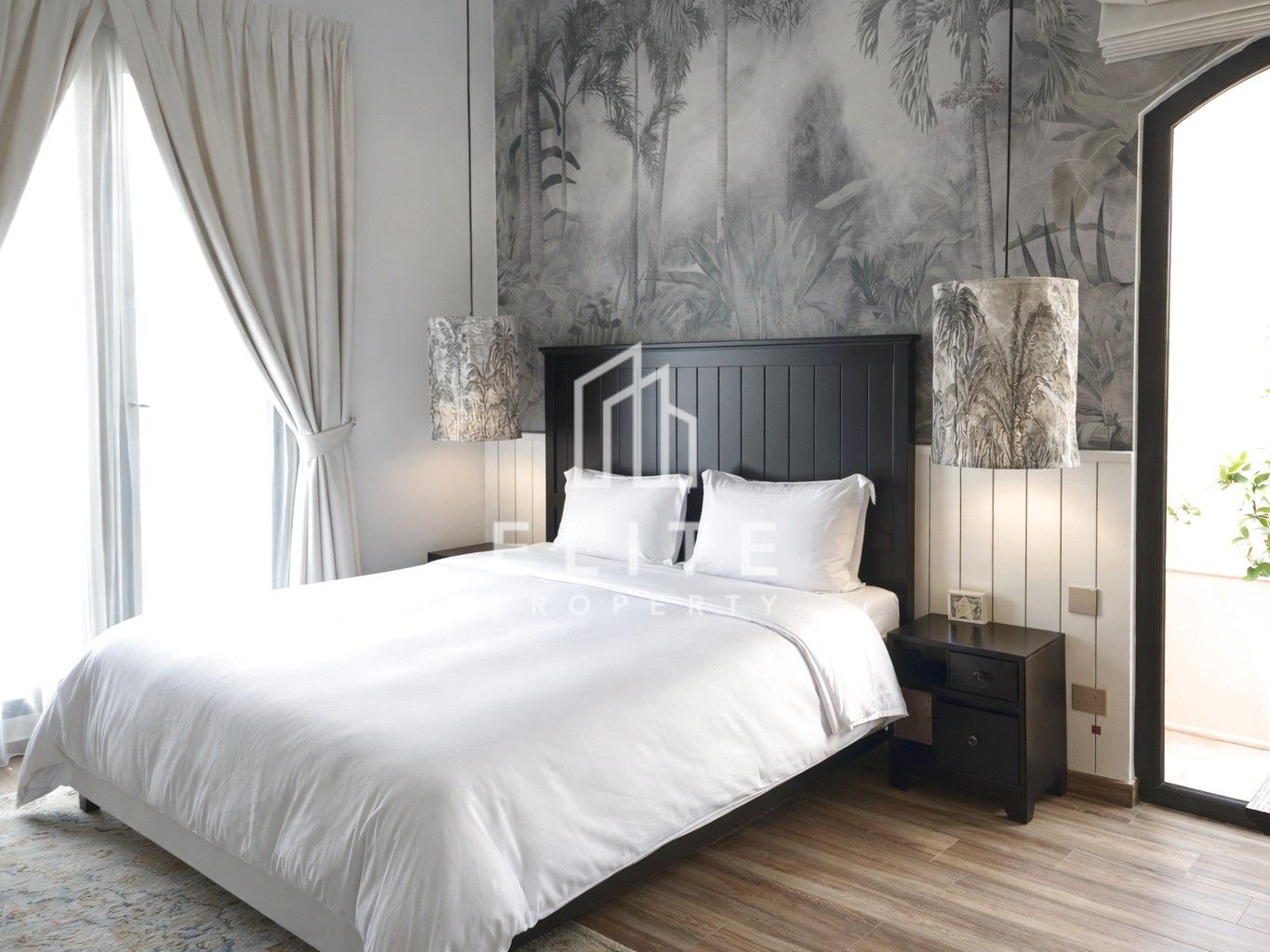 One of a Kind Upgrade | Exclusive Family Townhouse