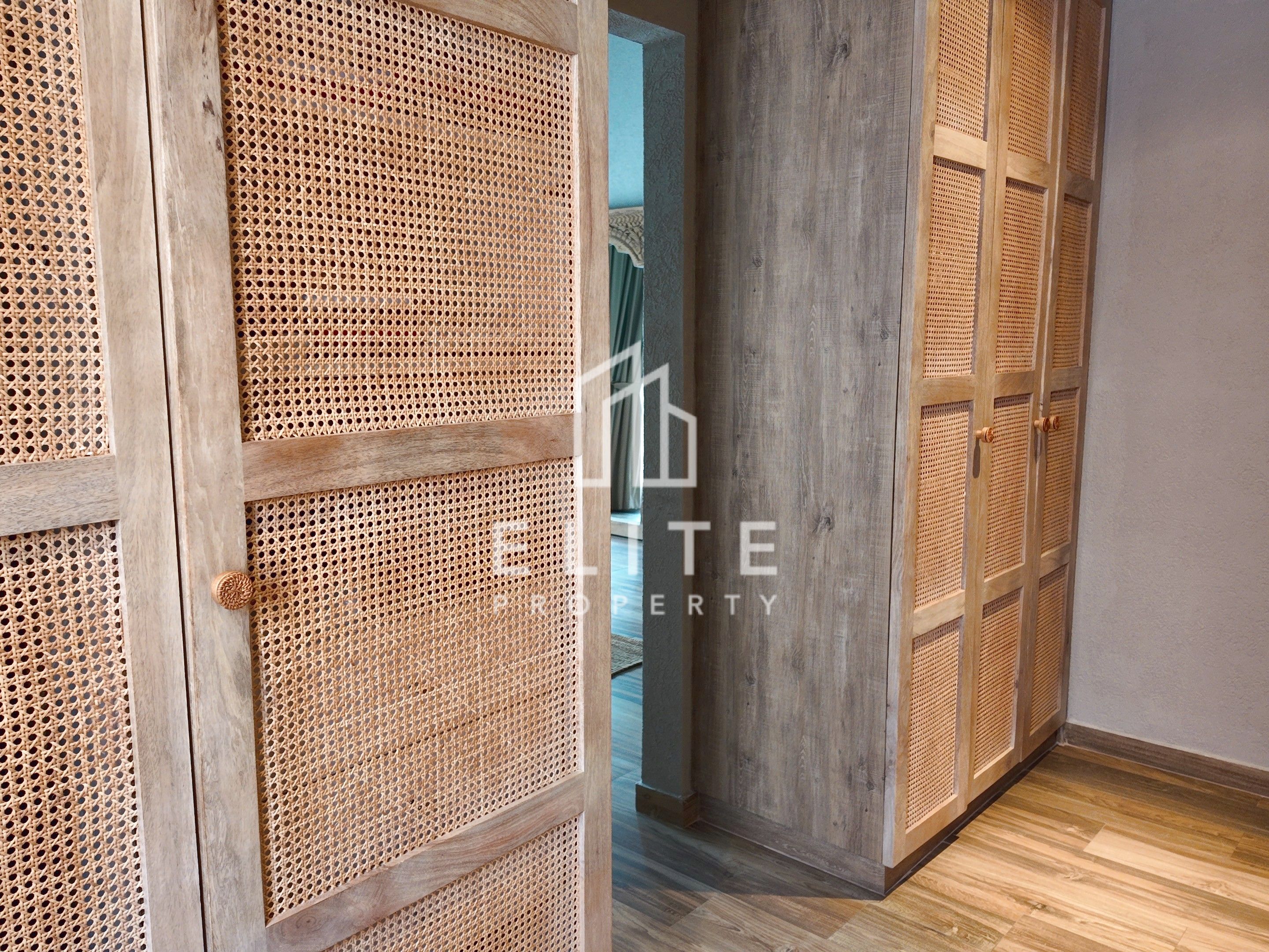 One of a Kind Upgrade | Exclusive Family Townhouse