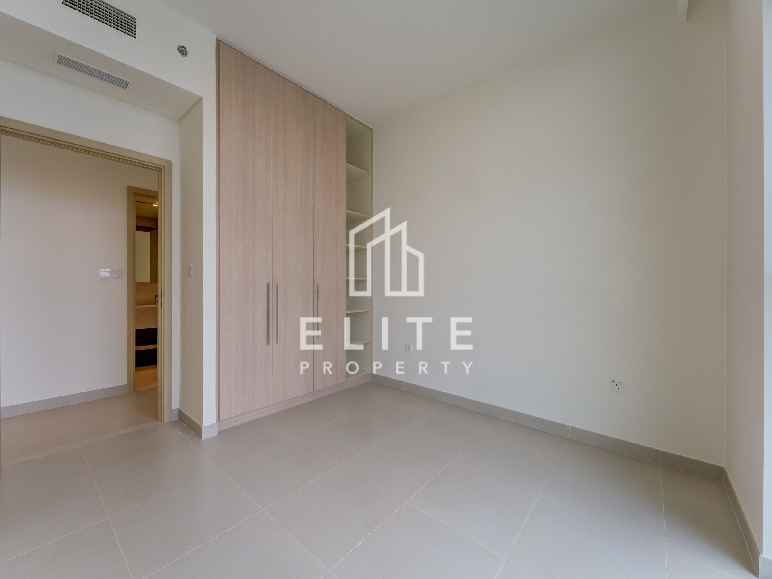 Flexible Cheques I Premium Location I Brand New