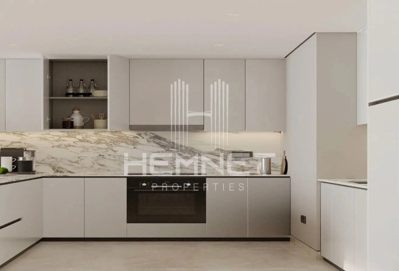 Luxury 1BR | Sleek Design | Island Life - Image 3