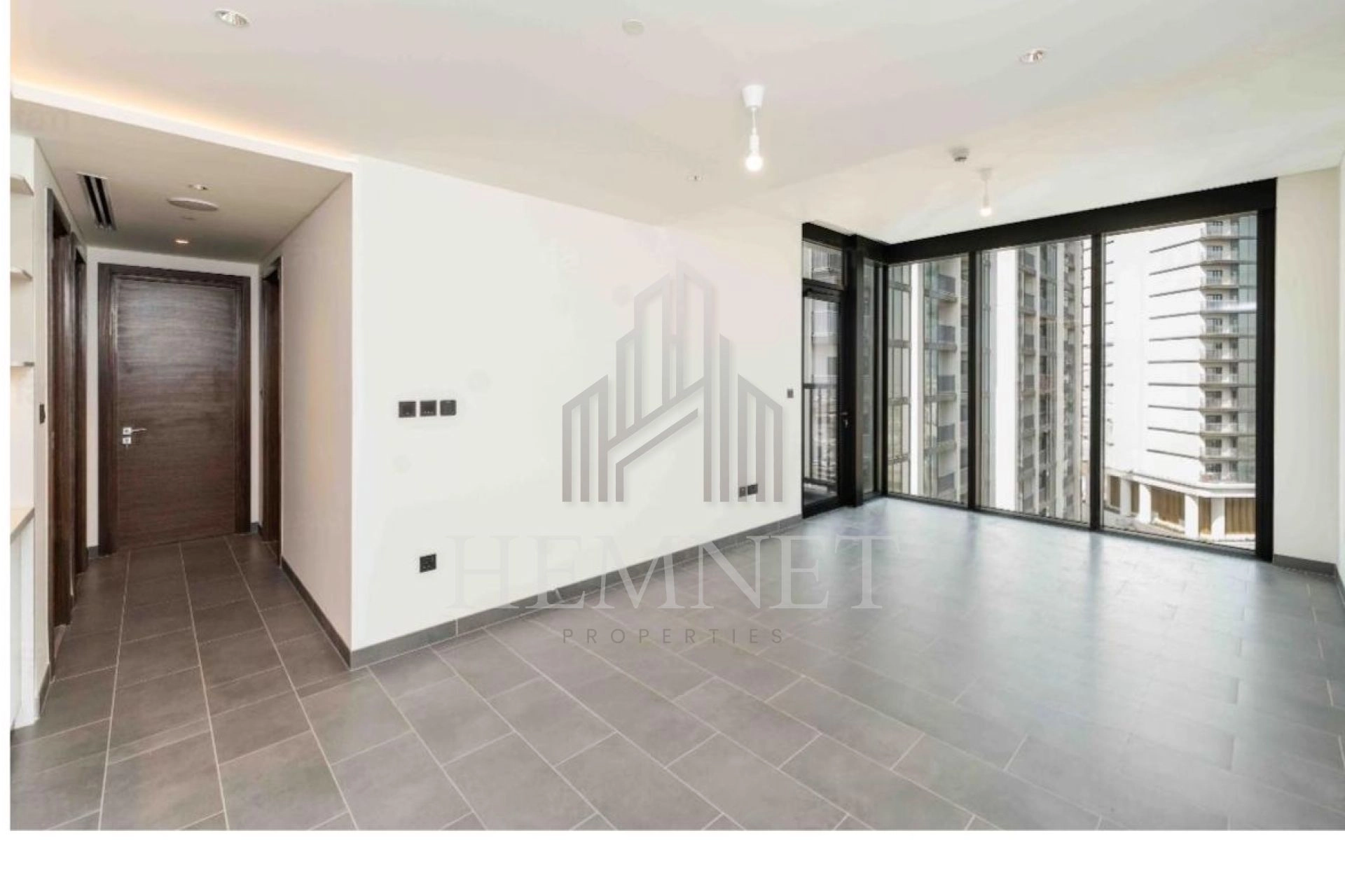 Unfurnished | Vacant | Brand New - Image 3