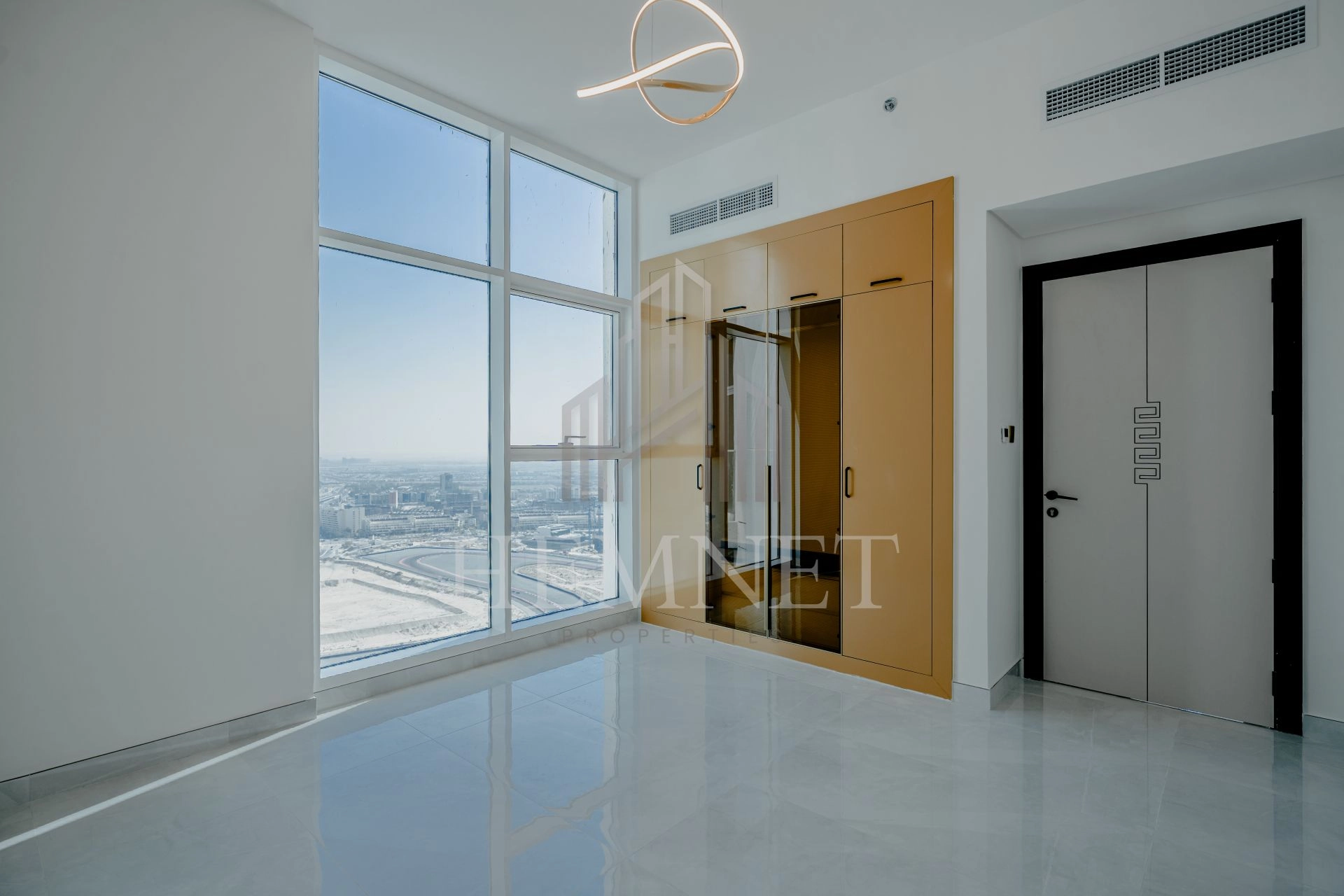 Brand New | High Floor | Ready to move - Image 3