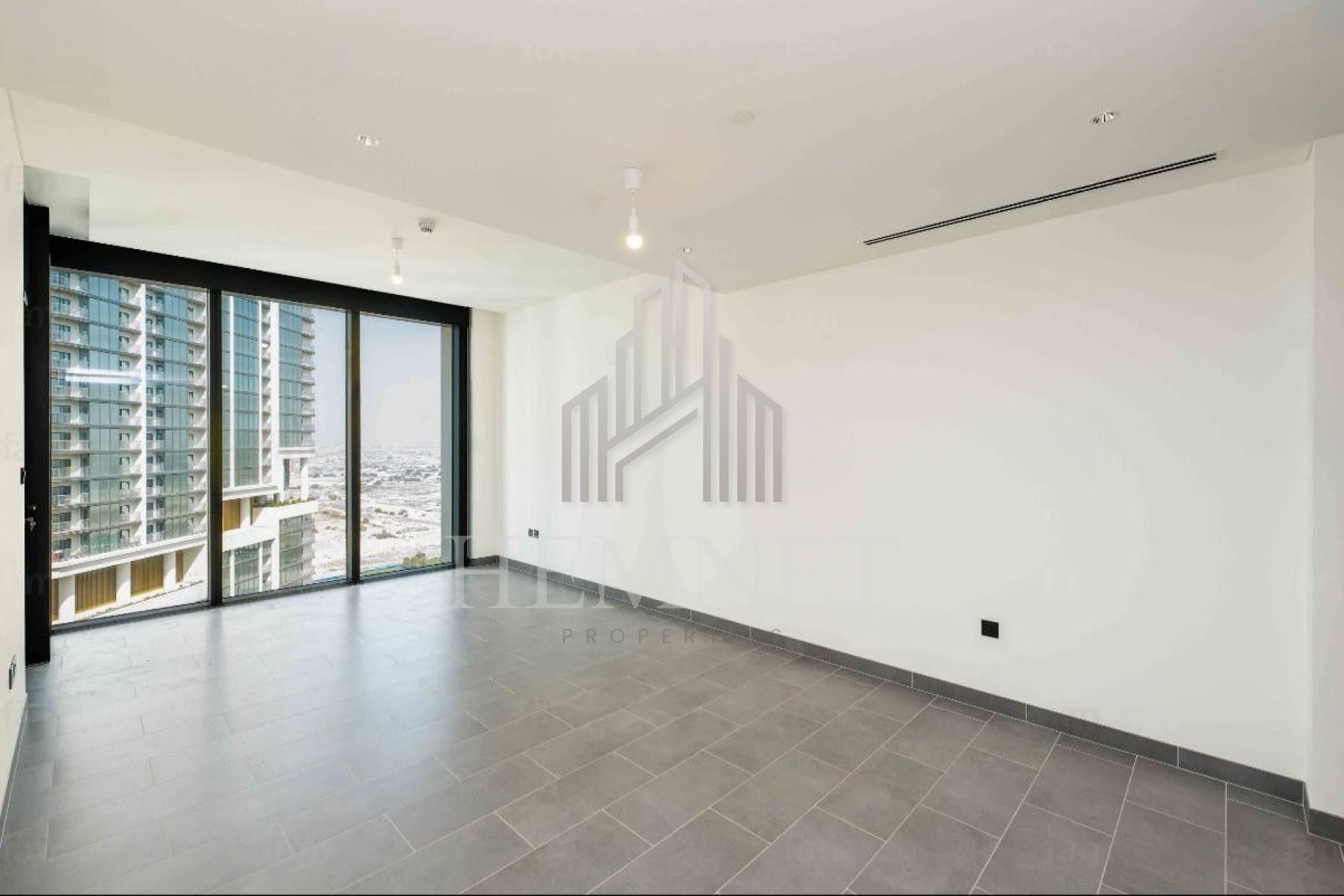 Unfurnished | Vacant | Brand New - Image 2