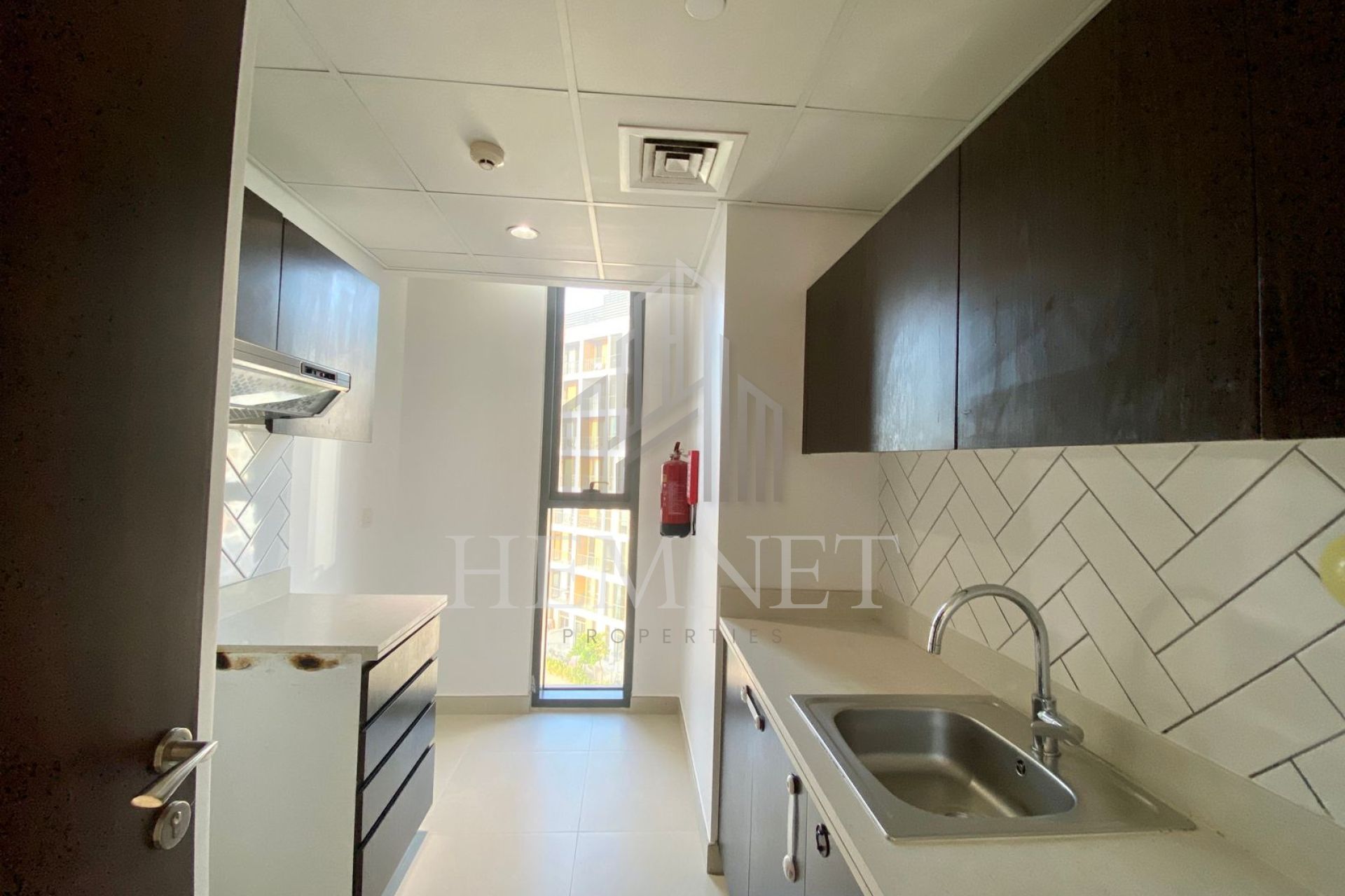 Amenities View | Vacant | 2BHK + Maid | High Floor - Image 3