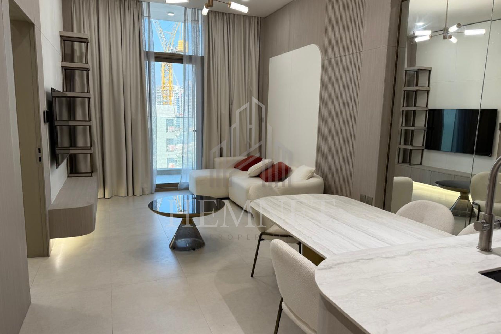 Fully Furnished | Vacant | Brand New - Image 2