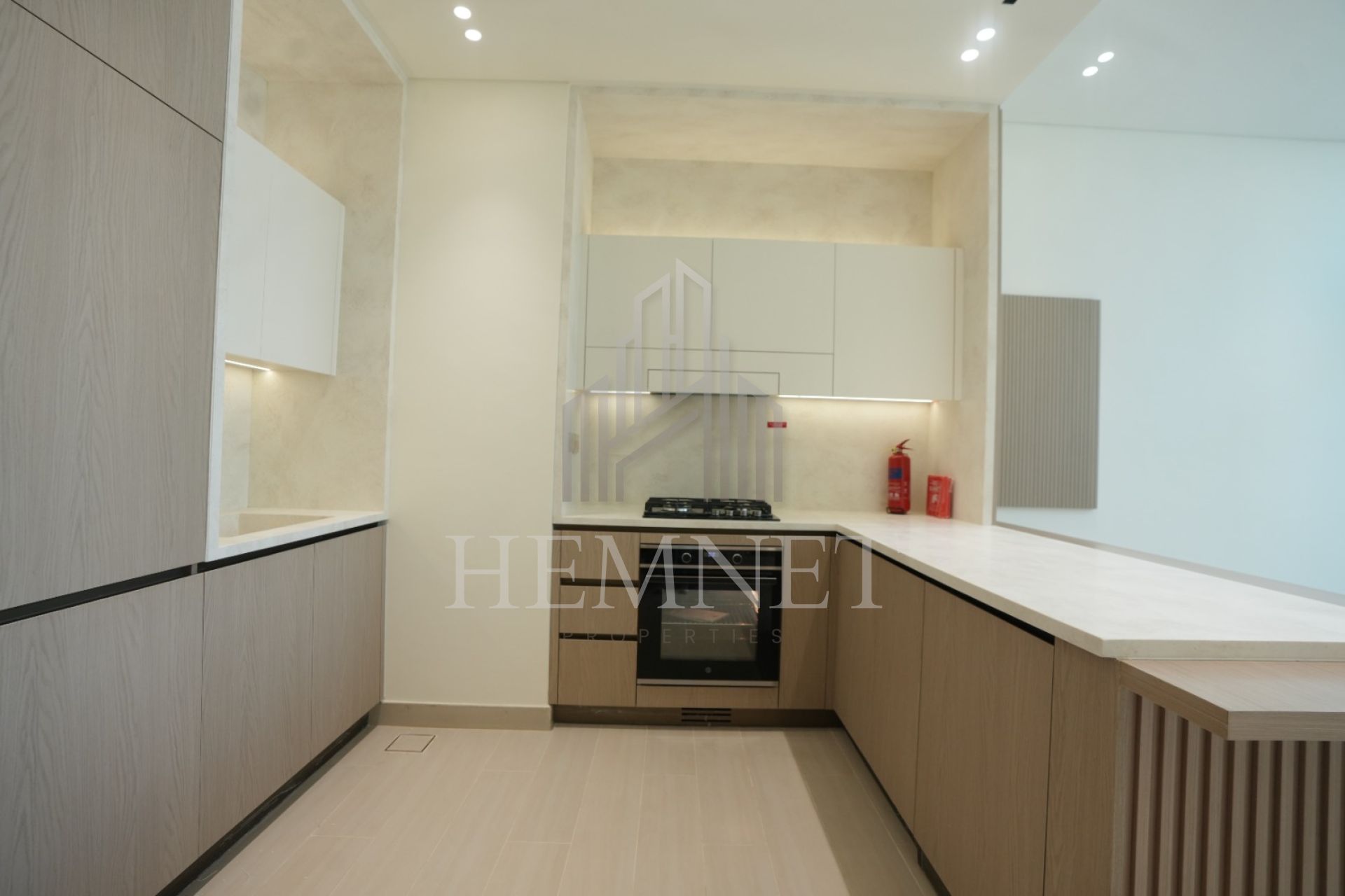 Vacant |   Brand New  |  Spacious - Image 3