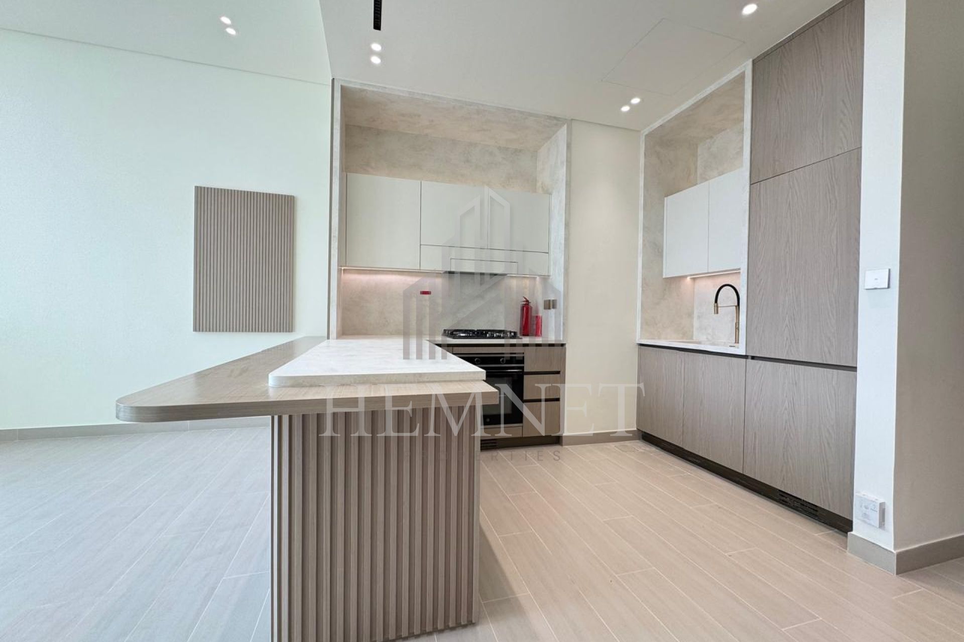 Vacant |   Brand New  |  Spacious - Image 2