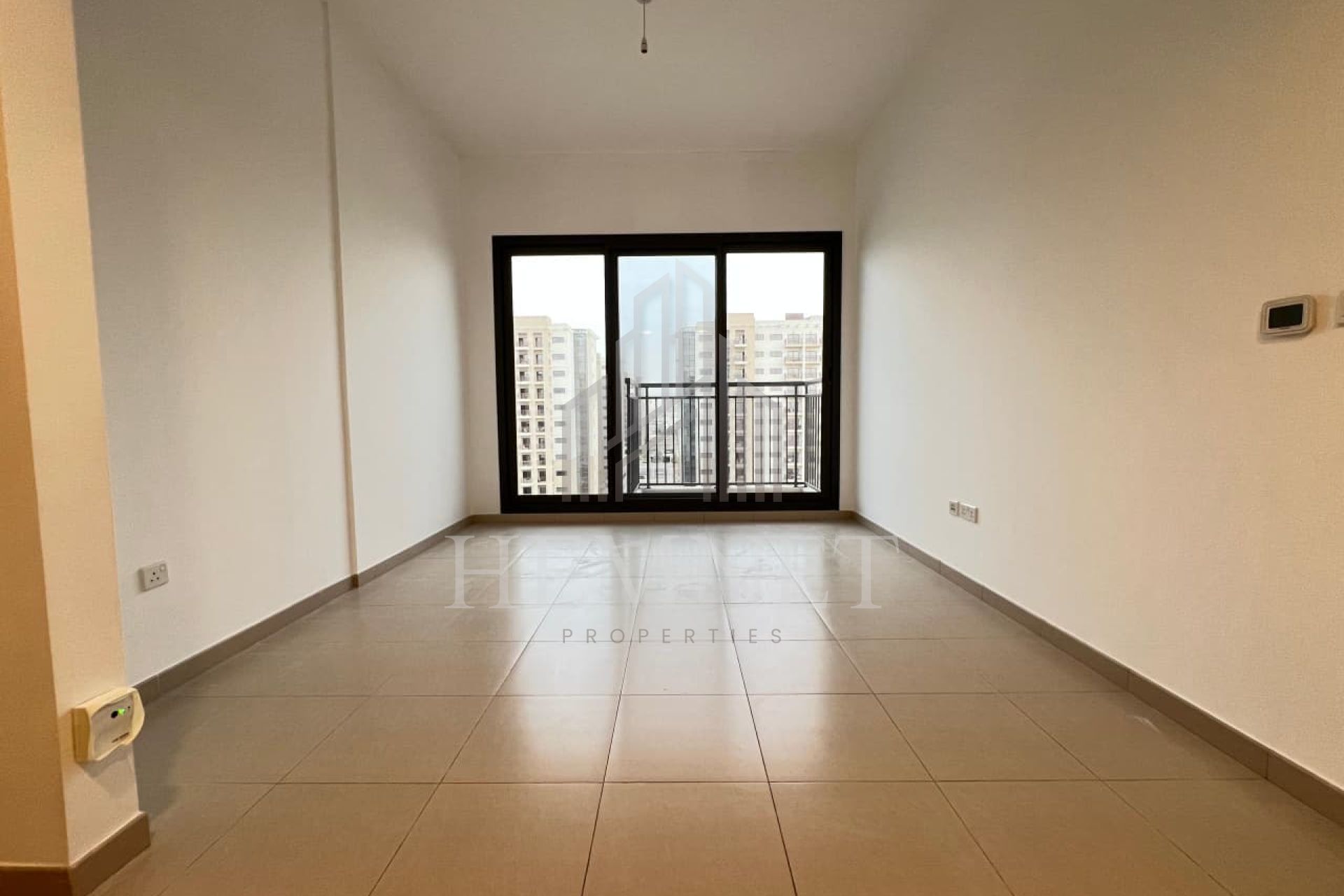 Park view | High floor | Well Maintained - Image 3