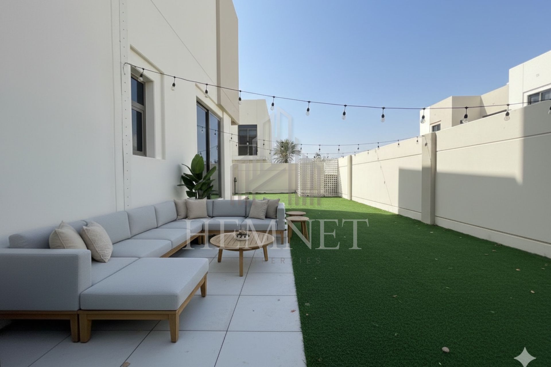 Corner Unit |  Landscape | Near to the pool - Image 3
