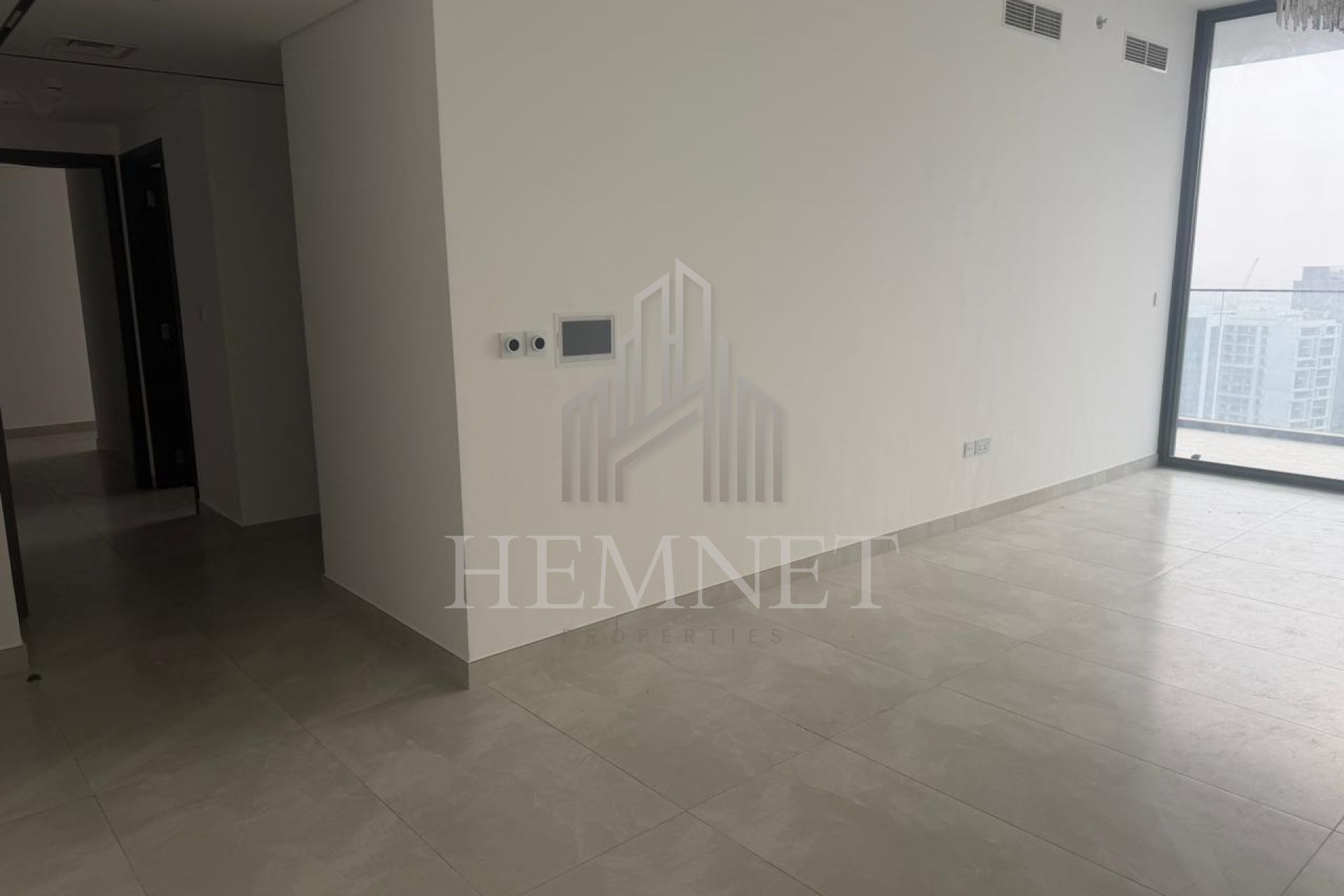 Vacant | Pool View | Never Occupied Brand New - Image 3