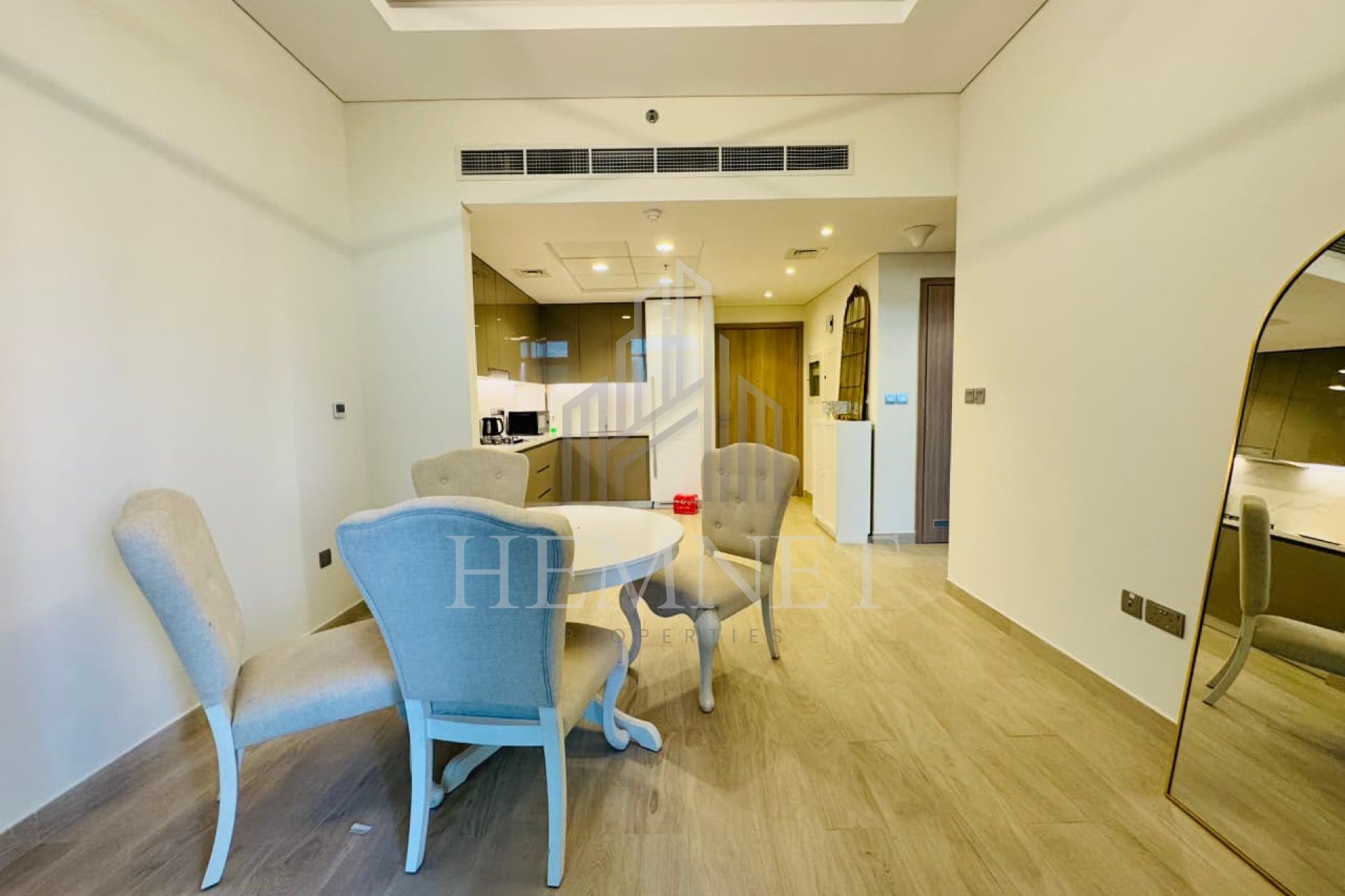 Vacant | Burj Khalifa View | High Floor - Image 3