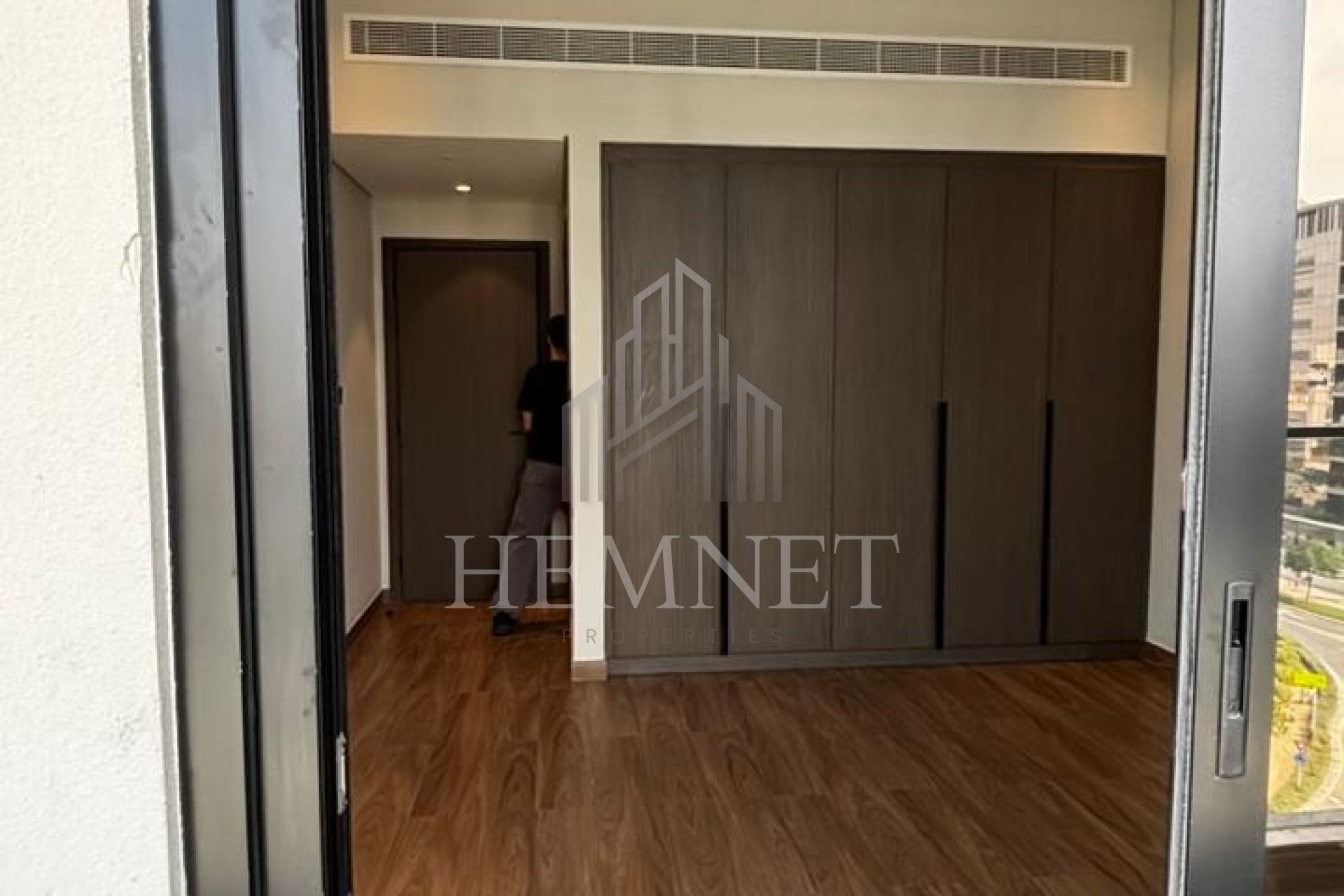 Large Layout | Brand New | Prime Location - Image 3