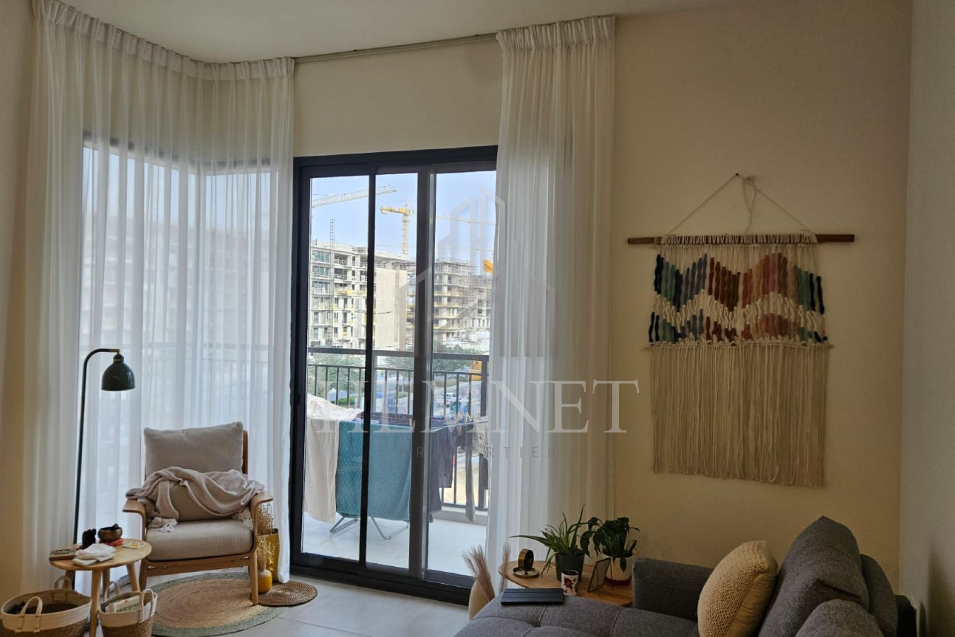 Furnished | Modern Living | Good Location - Image 3