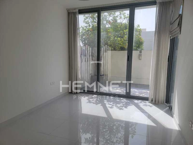 Corner Unit | Flexible Payments | Vacant