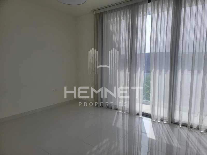 Corner Unit | Flexible Payments | Vacant - Image 3